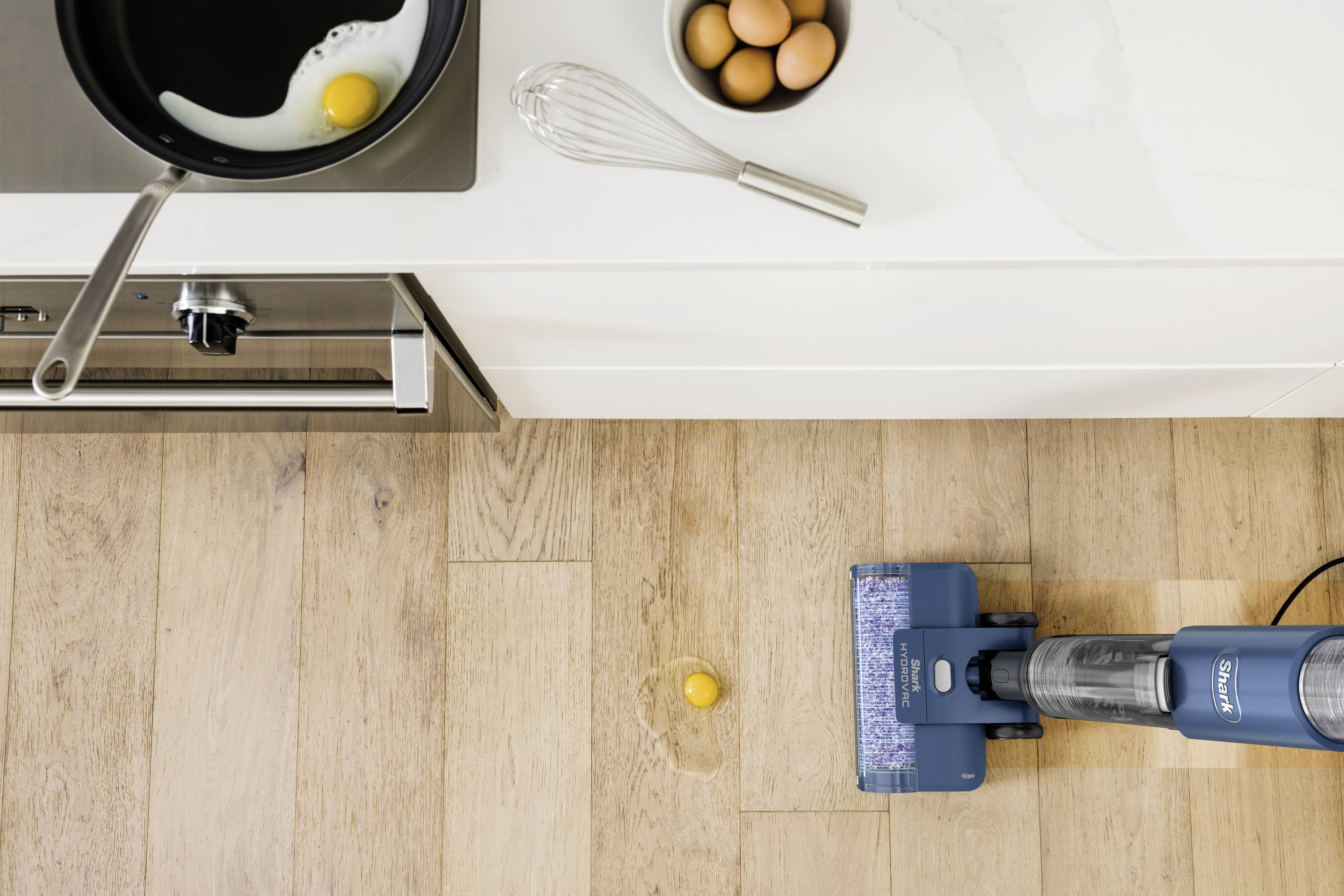 Shark Hydrovac WD100EU Nass-/Trockensauger 0.5l Standfunktion, herausnehmbarer Wassertank