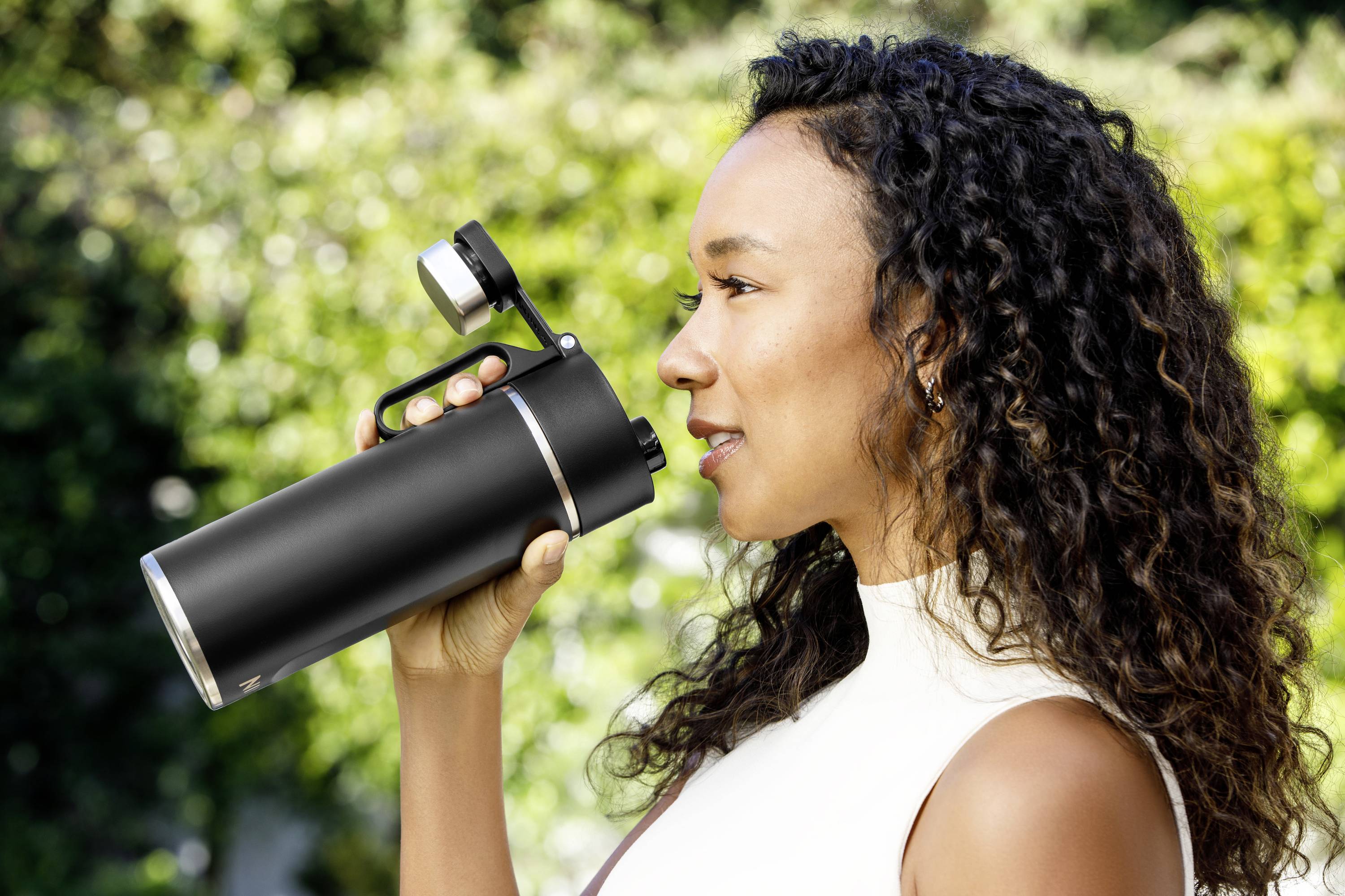 Ninja Thirsti Thermoflasche Schwarz 700ml DW2401EUUKBK