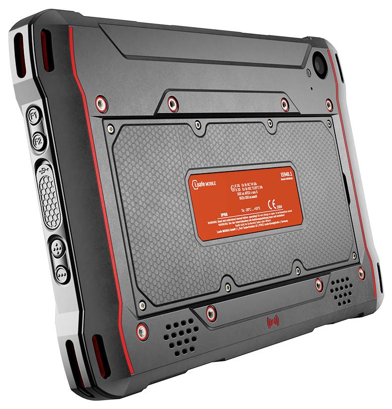 Robustes schwarzes Industrie-Tablet mit roten Akzenten, seitlichen Anschlüssen und einer orangefarbenen Infotafel auf der Rückseite.