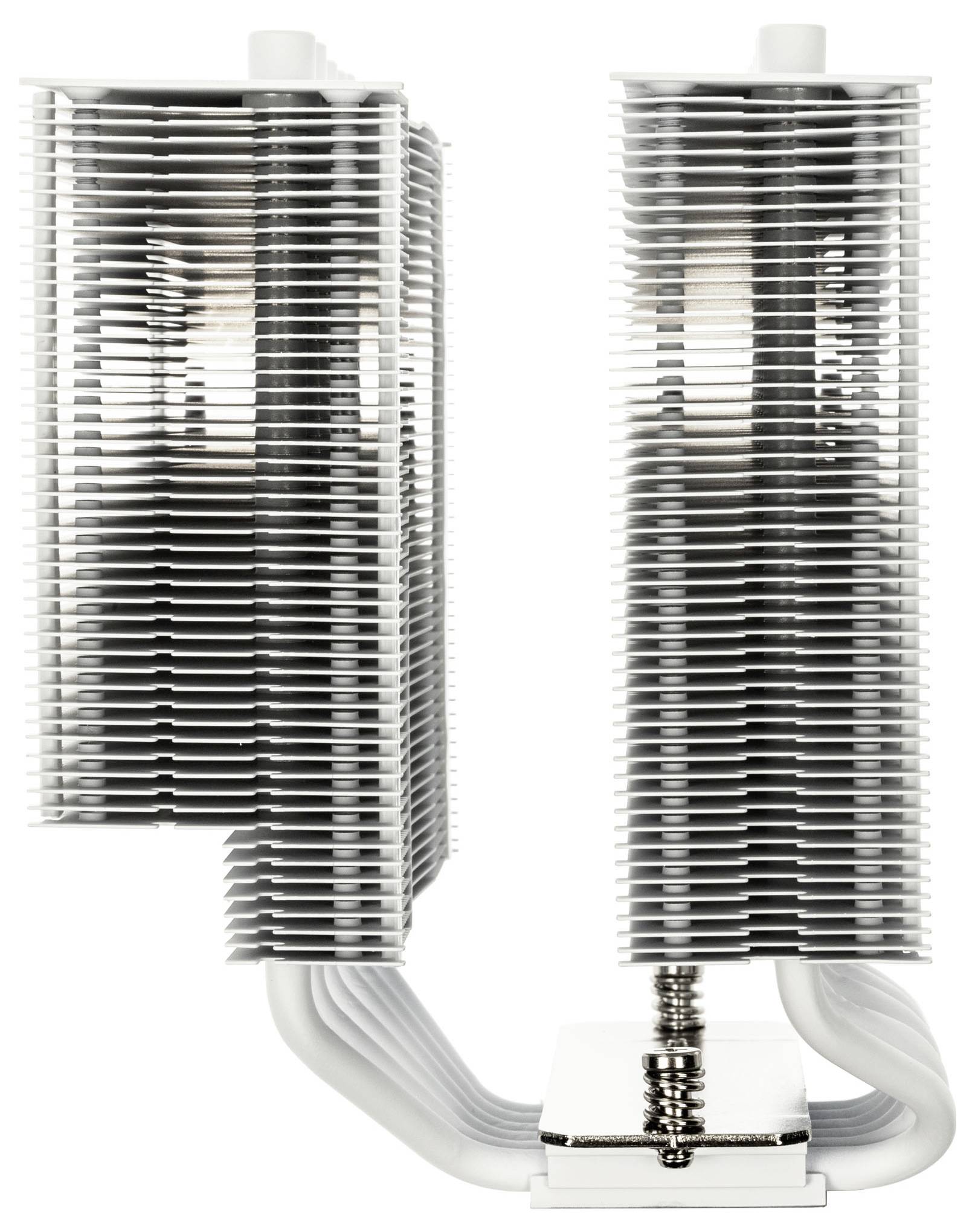 Ein metallischer Dual-Tower-CPU-Kühler mit gestapelten Kühlrippen und Heatpipes, entwickelt für eine effiziente Wärmeableitung in Computersystemen.