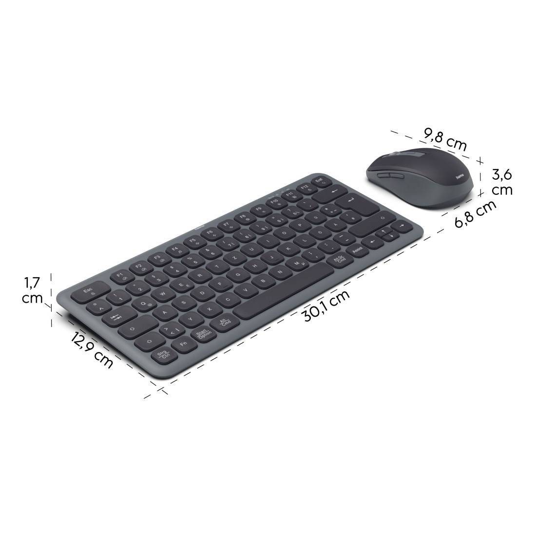 Flache kabellose Tastatur und Maus-Set mit angegebenen Maßen: Tastatur - 1,7 cm x 12,9 cm x 30,7 cm; Maus - 3,6 cm x 6,8 cm x 9,8 cm.