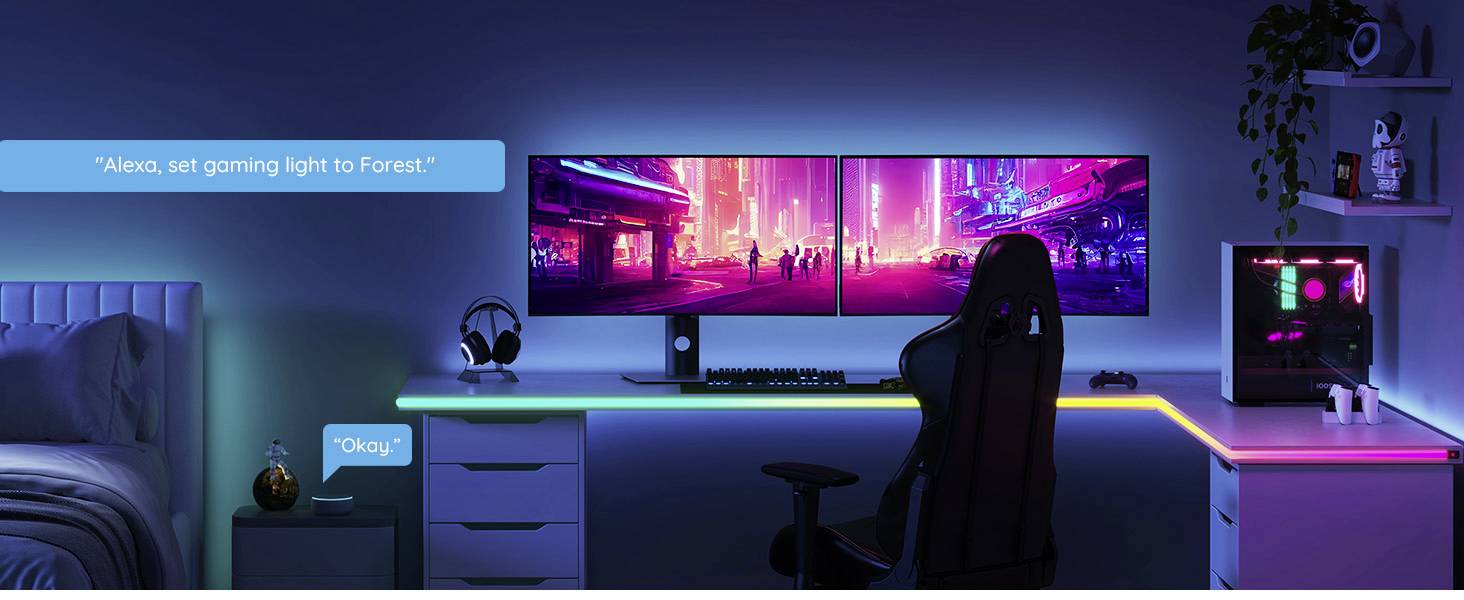 Gaming-Schreibtisch mit RGB-Beleuchtung, Monitor zeigt urbanes Neonmotiv. Sprachbedienung für Lichteinstellungen durch 'Alexa'.