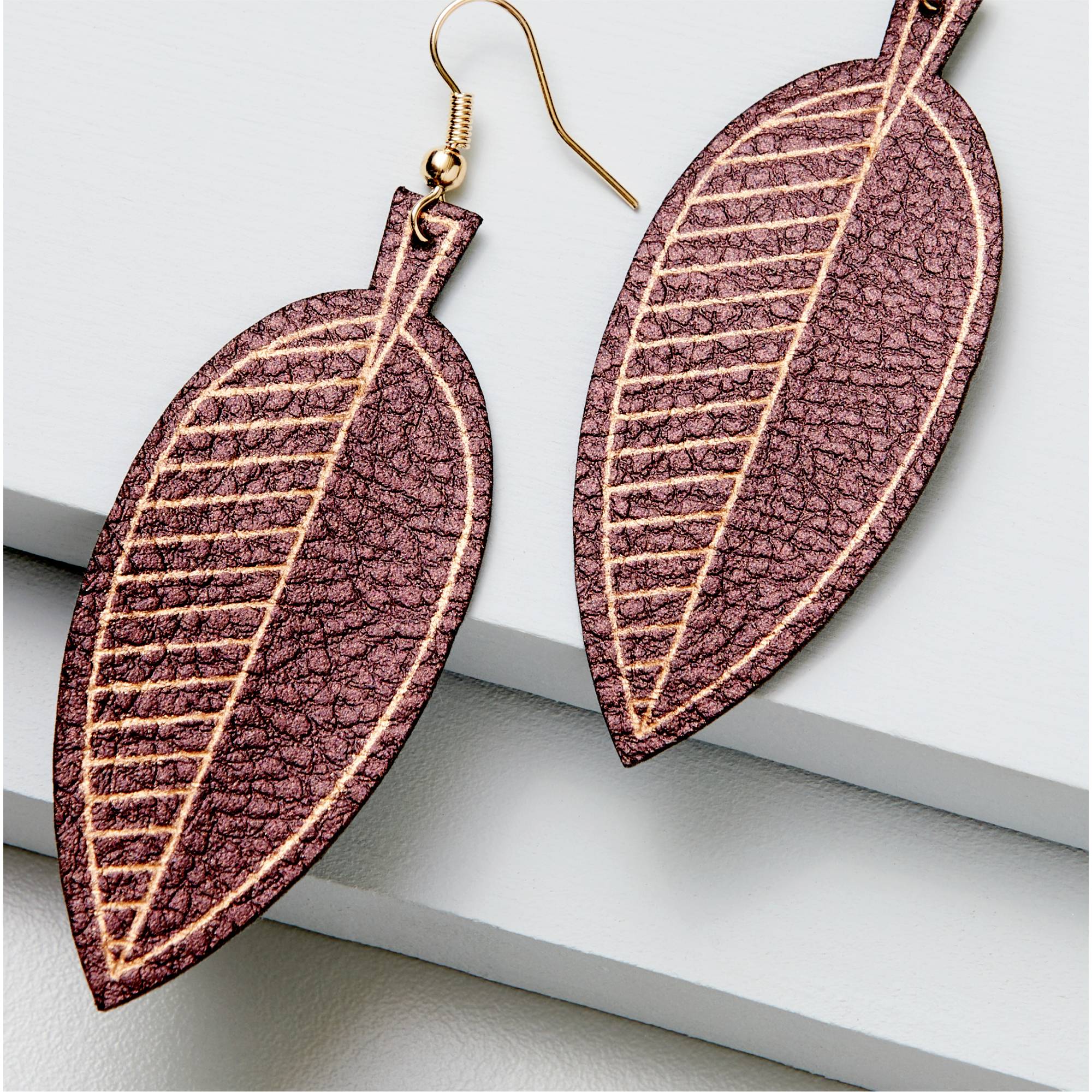 Cricut Maker 3 & Materials Bundle Schneideplotter Gestaltungsset Schnittbreite 29.7cm