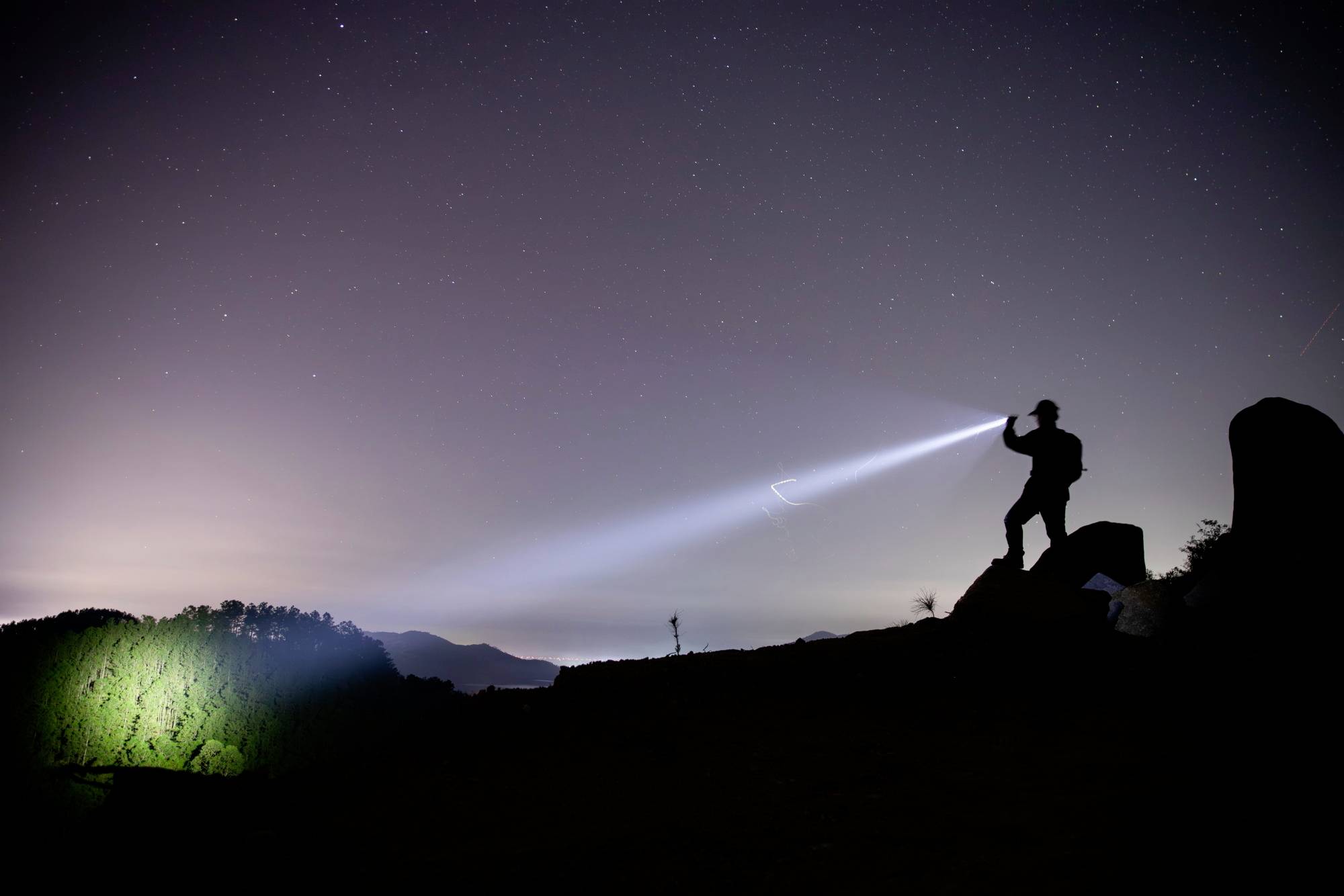 OLight Baton Turbo LED Taschenlampe akkubetrieben 1000lm 60h 91g