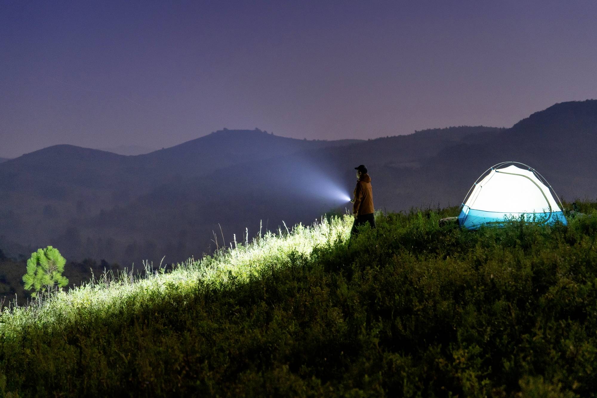 OLight Arkfeld Ultra Class 1 LED Taschenlampe akkubetrieben 1400lm 119g