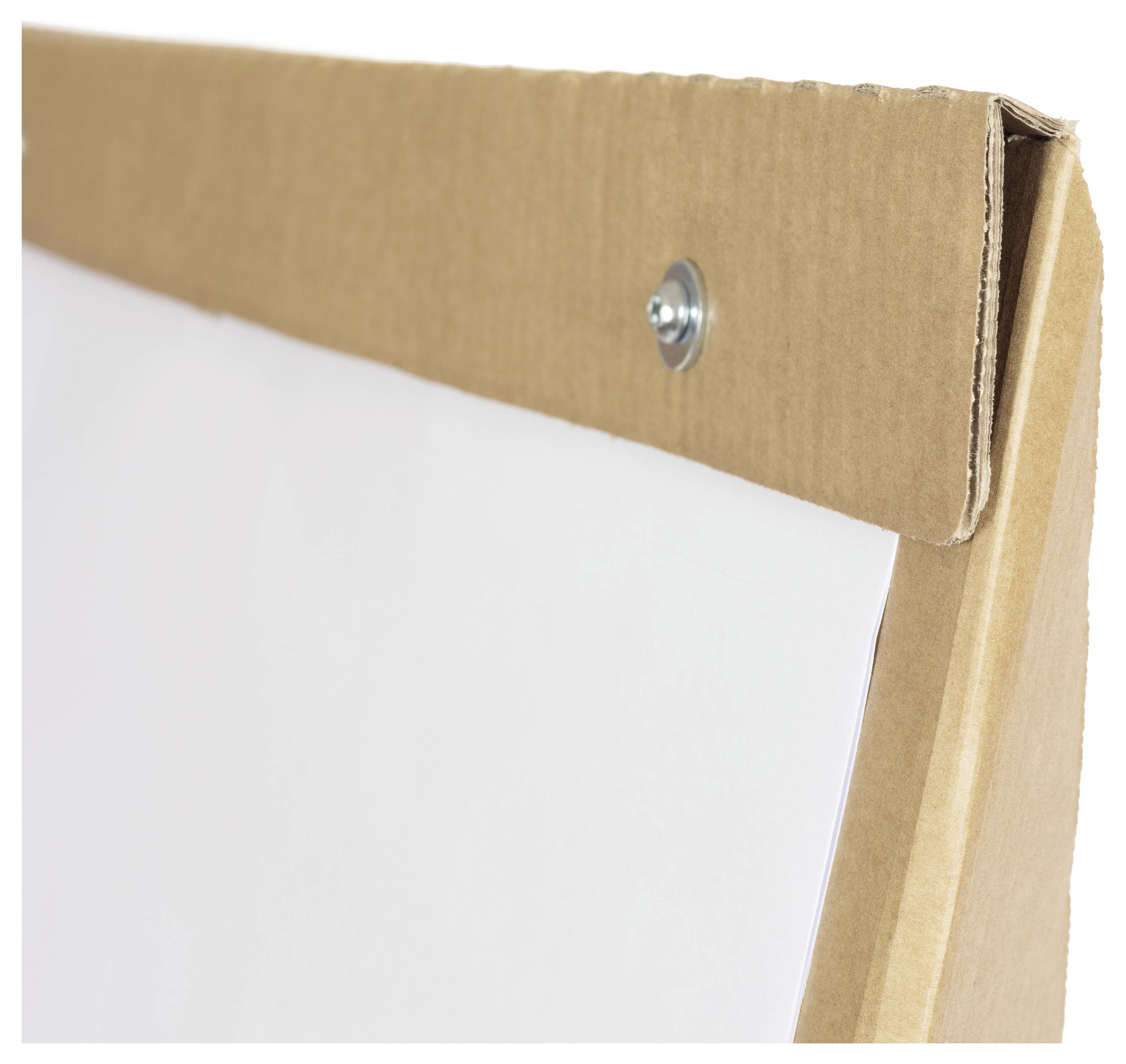 Ein Pappkarton mit einer weißen Innenseite und einer Metallschraube an der oberen Ecke, die den Karton zusammenhält.