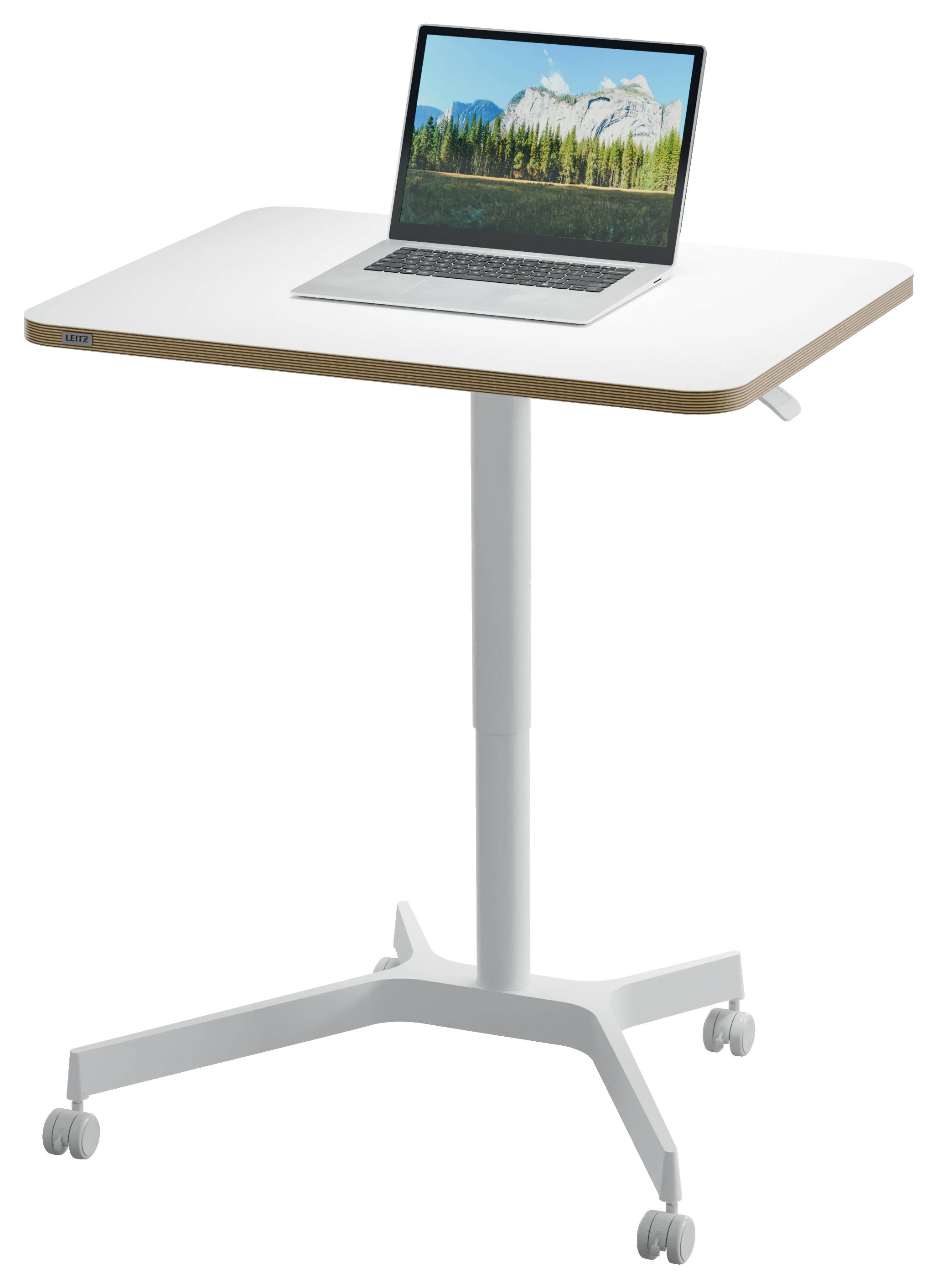 Höhenverstellbarer Tisch mit Laptop darauf, zeigt Naturbild auf dem Bildschirm. Tisch hat Rollen für leichte Beweglichkeit.