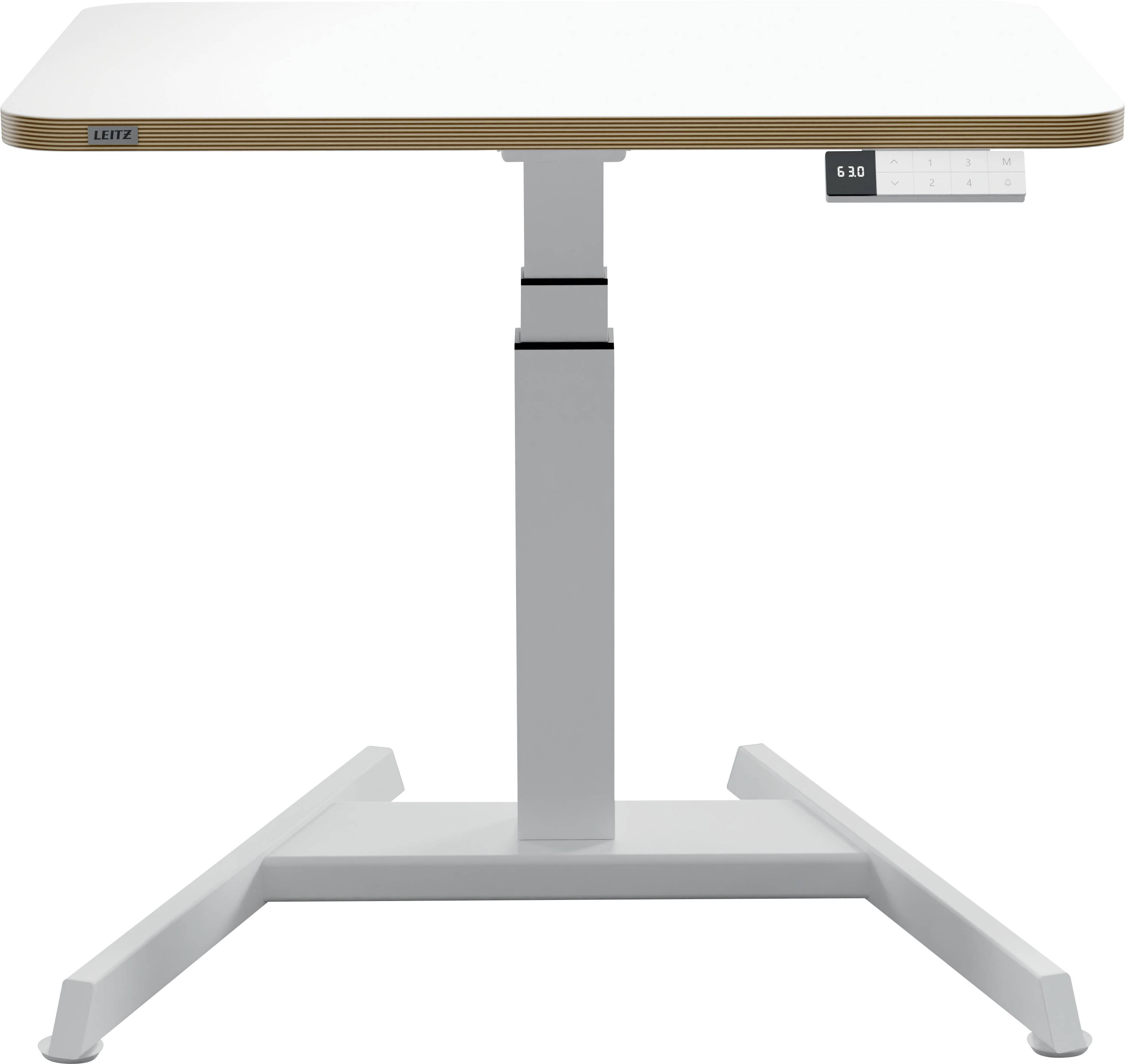 Ein höhenverstellbarer Schreibtisch mit einem weißen Tischblatt und silbernem Metallgestell, geeignet für ergonomisches Arbeiten.