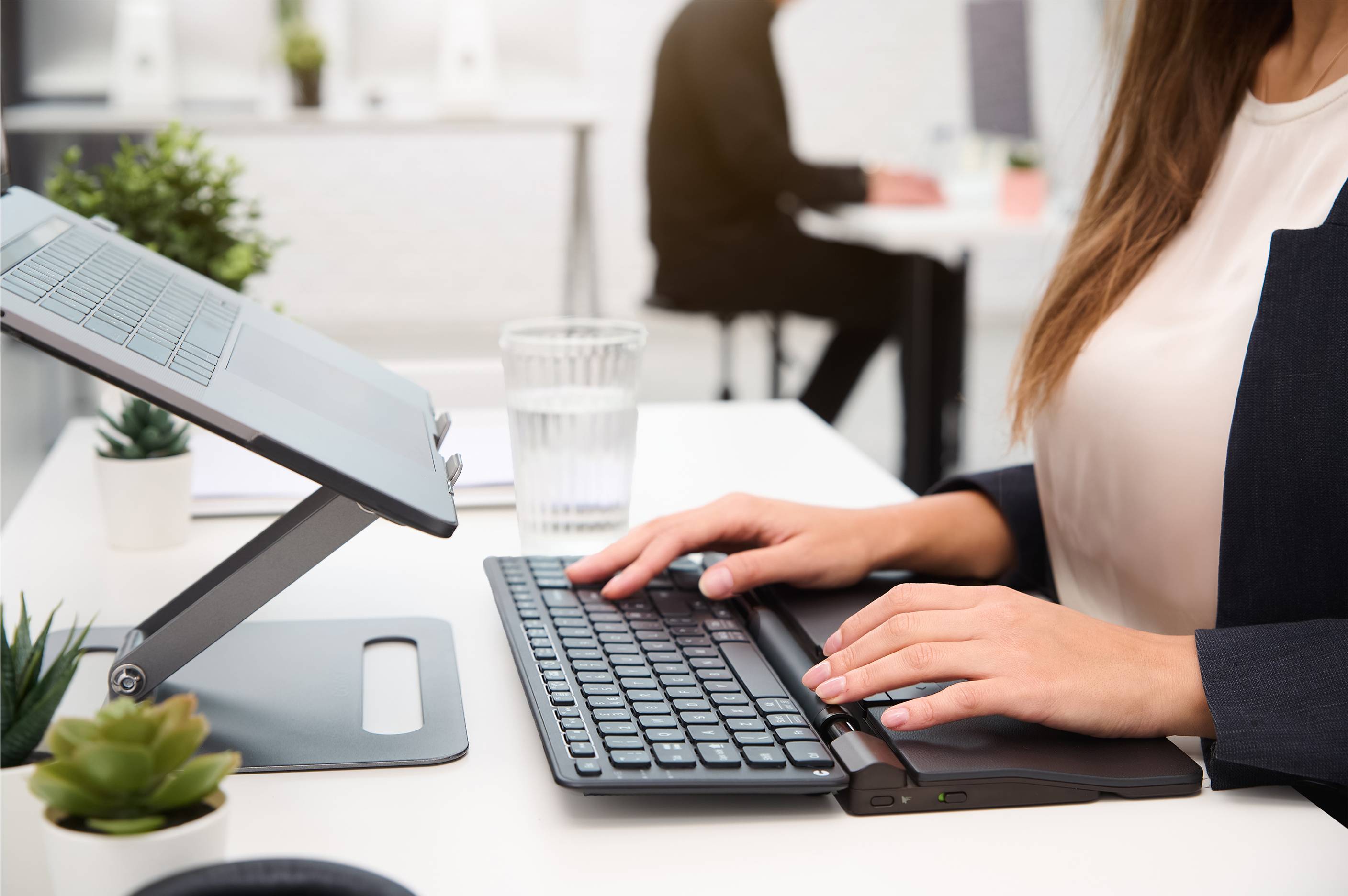 Contour Design RollerMouse Pro WL Regular WR Maus Bluetooth®, USB Schwarz 6 Tasten 2800 dpi Ergonomisch, Extragroße Tasten