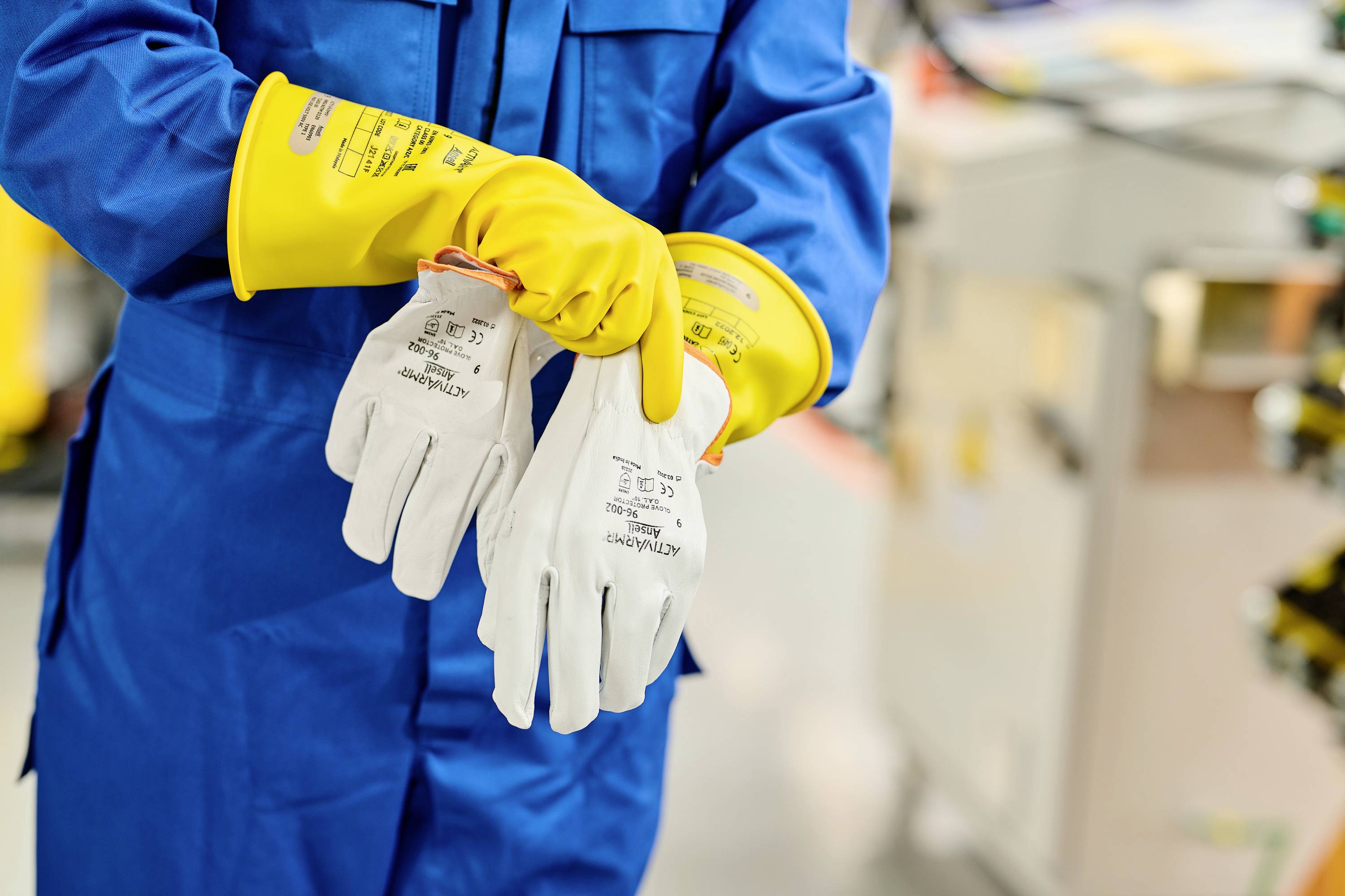 Ansell ActivArmr RIG011Y120 Naturlatex Elektrikerhandschuh Größe (Handschuhe): 12 EN 21420:2020, EN 60903 1 Paar