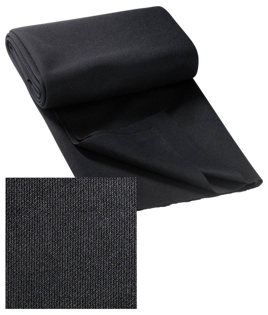 Schwarzer Stoff in einer Rolle, glatt und dicht gewebt, ideal für Kleidung oder Polsterungen.