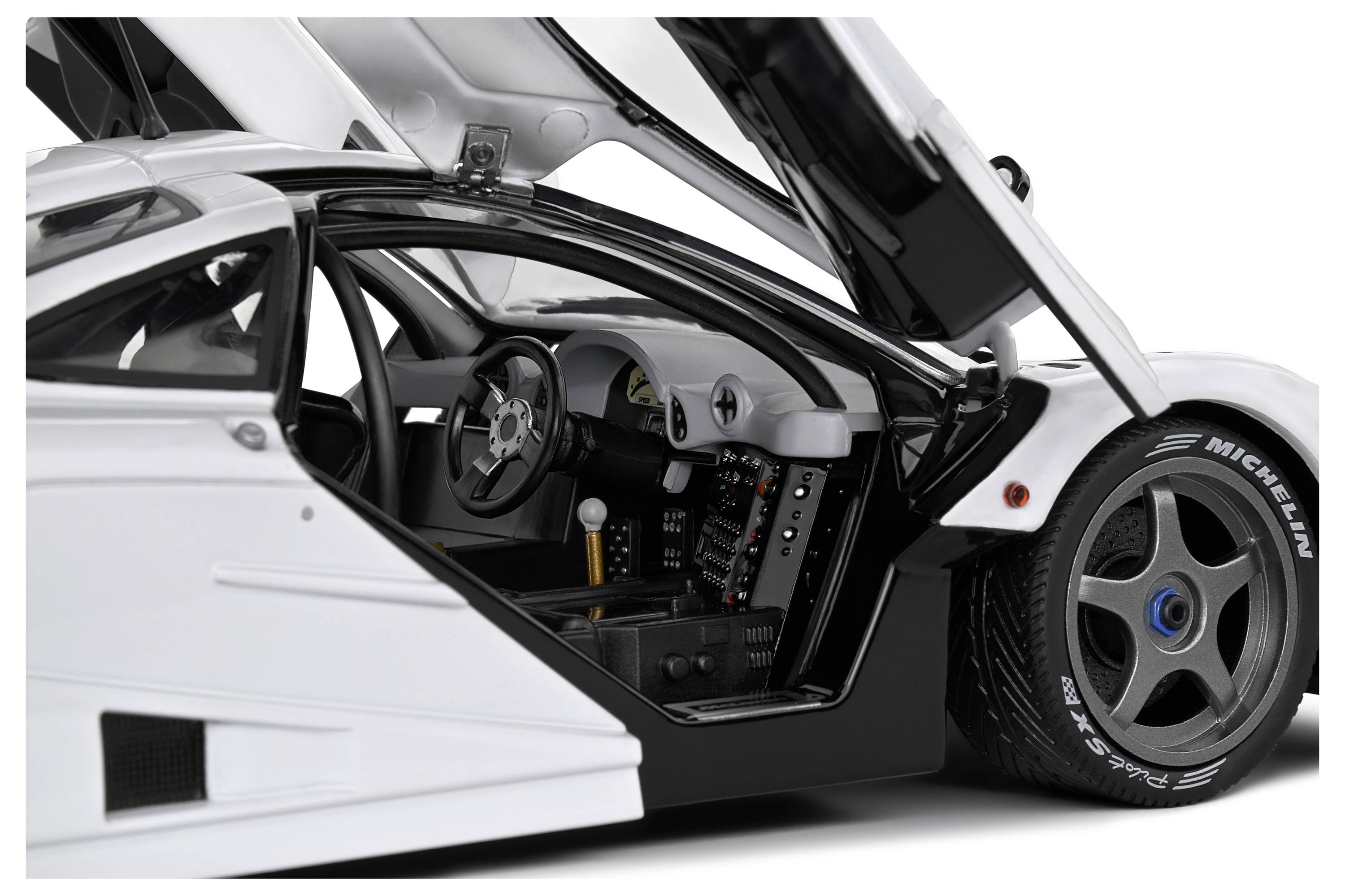 Solido McLaren F1 GTR 1996 weiß 1:18 Modellauto