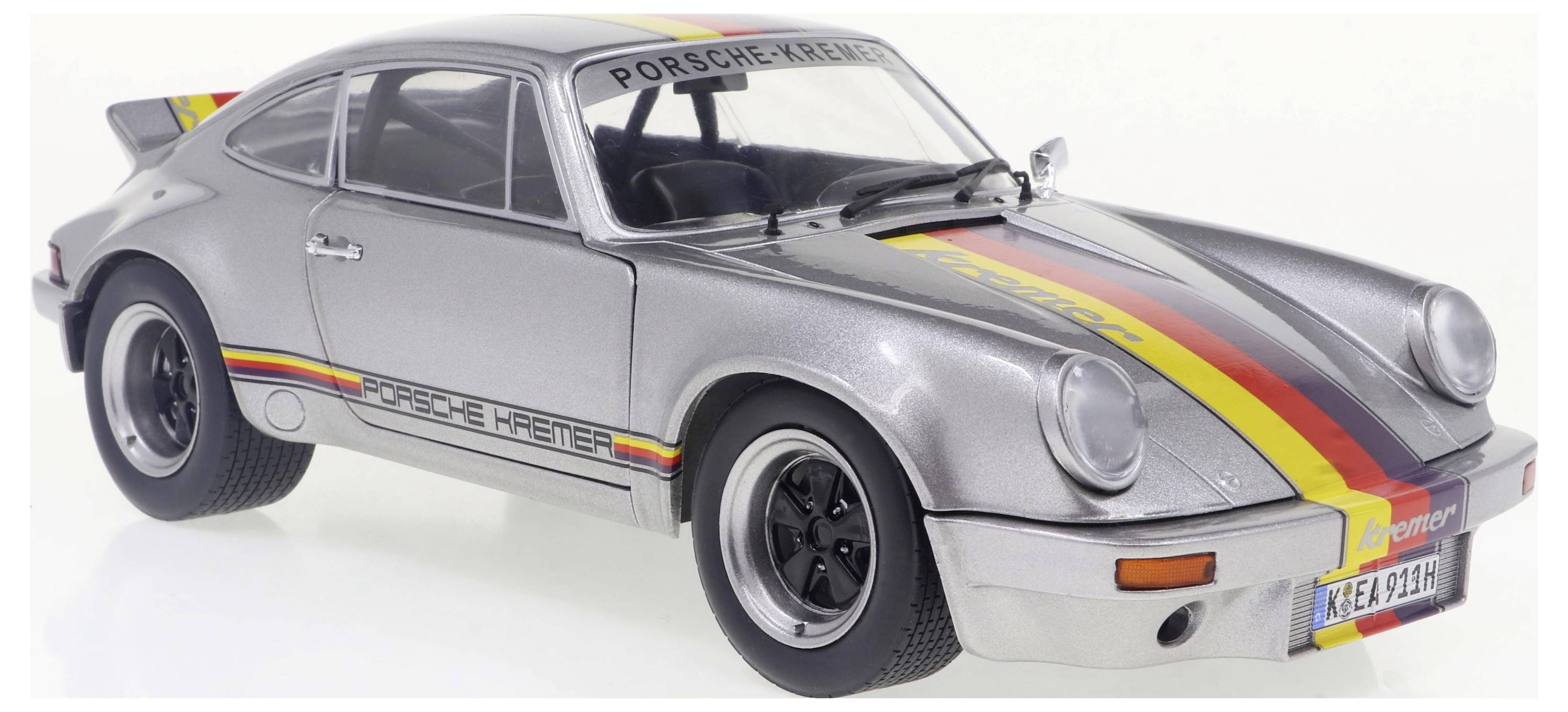 Solido Porsche 911 RSR Kremer 1973 silber 1:18 Modellauto