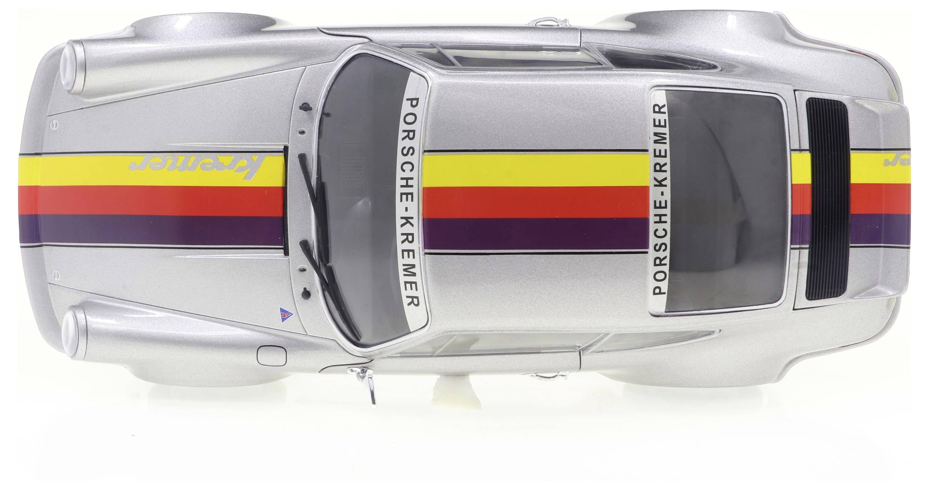 Solido Porsche 911 RSR Kremer 1973 silber 1:18 Modellauto