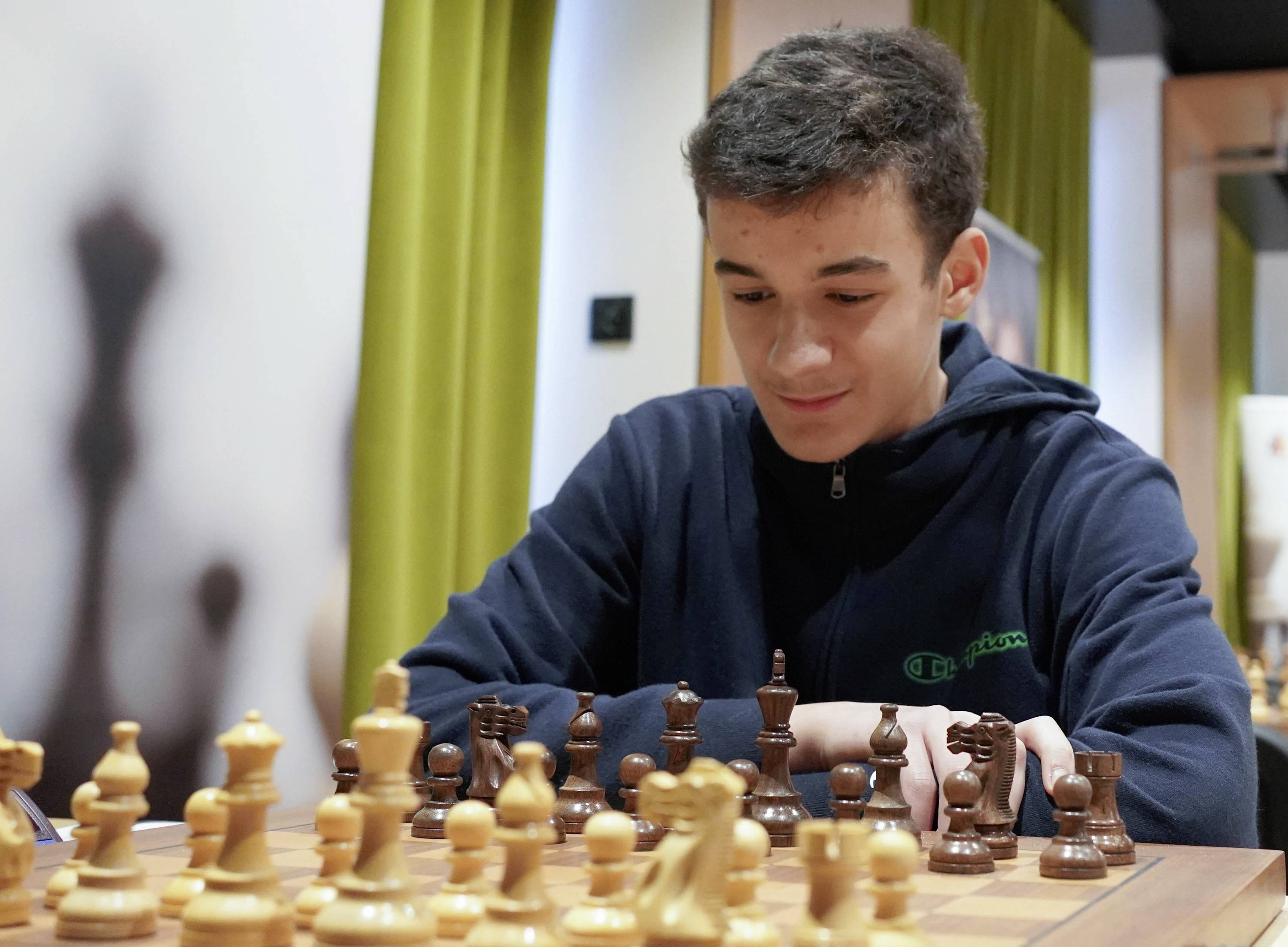 Millennium Supreme Tournament 55 eBoard Schachcomputer