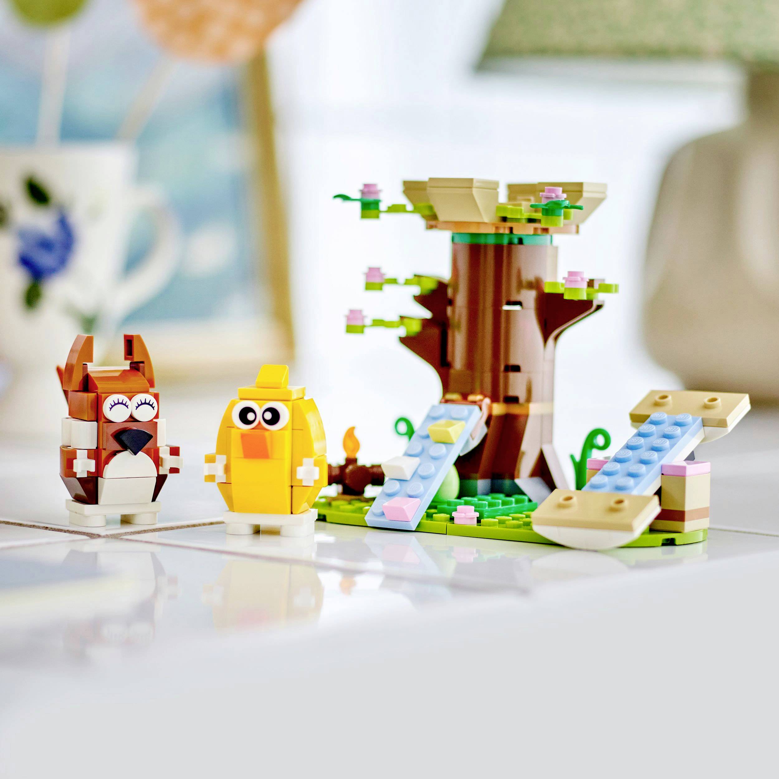 40709 LEGO® ICONS™ Frühlingstierspielplatz