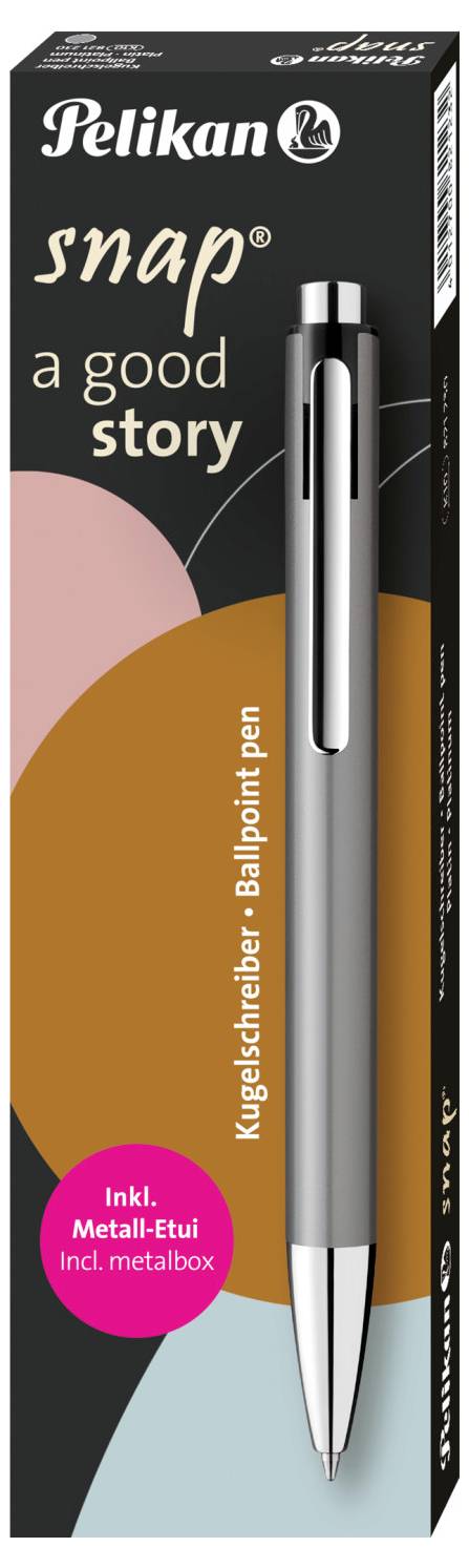 Ein Kugelschreiber in einer Verpackung mit dem Text 'Pelikan snap - a good story'. Enthält einen Kugelschreiber und ein Metalletui.