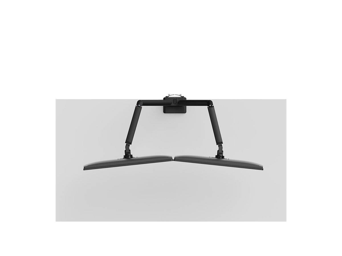 Eine Wandhalterung hält zwei Monitore, die in einem Winkel zueinander geneigt sind.