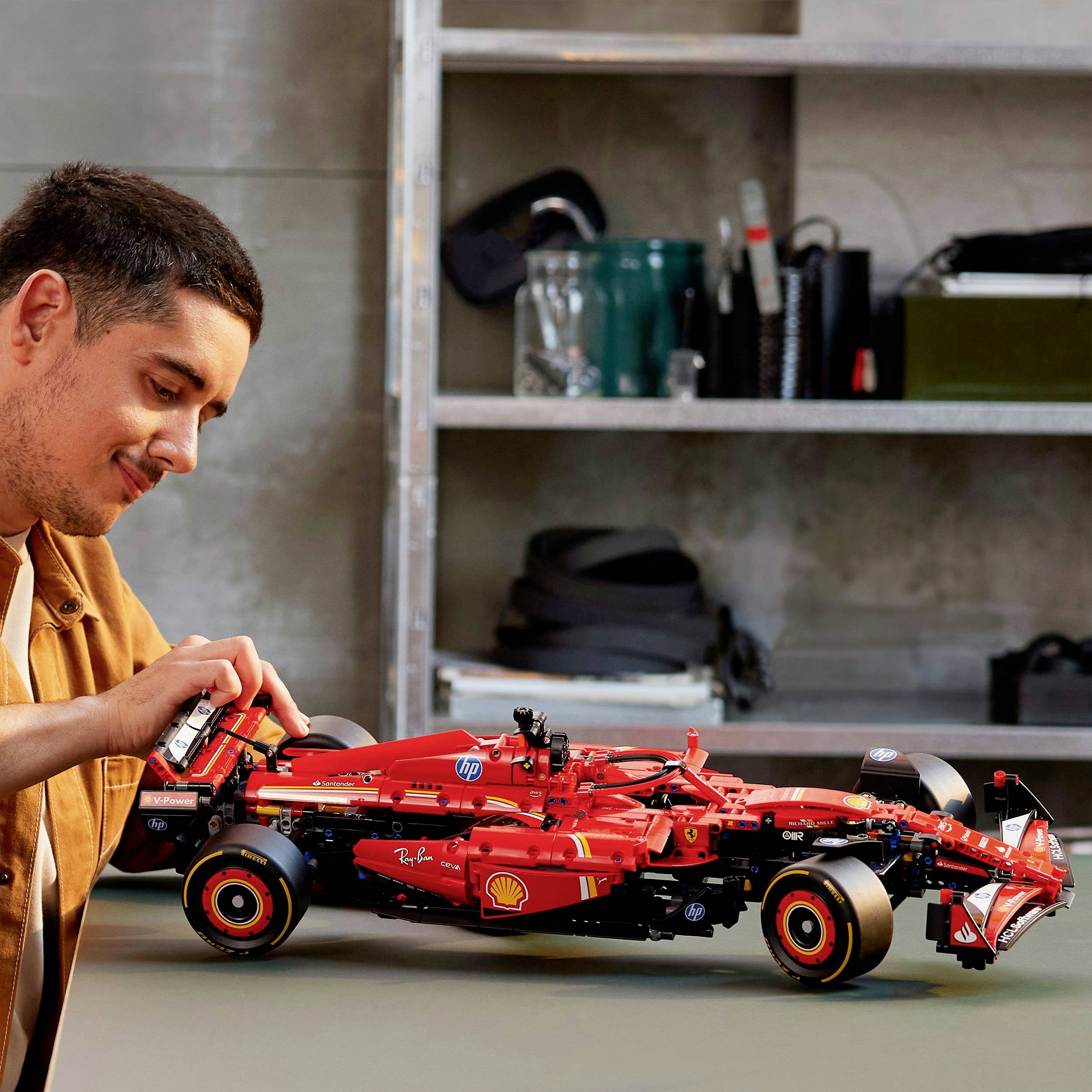 42207 LEGO® TECHNIC Ferrari SF-24 F1 Rennauto