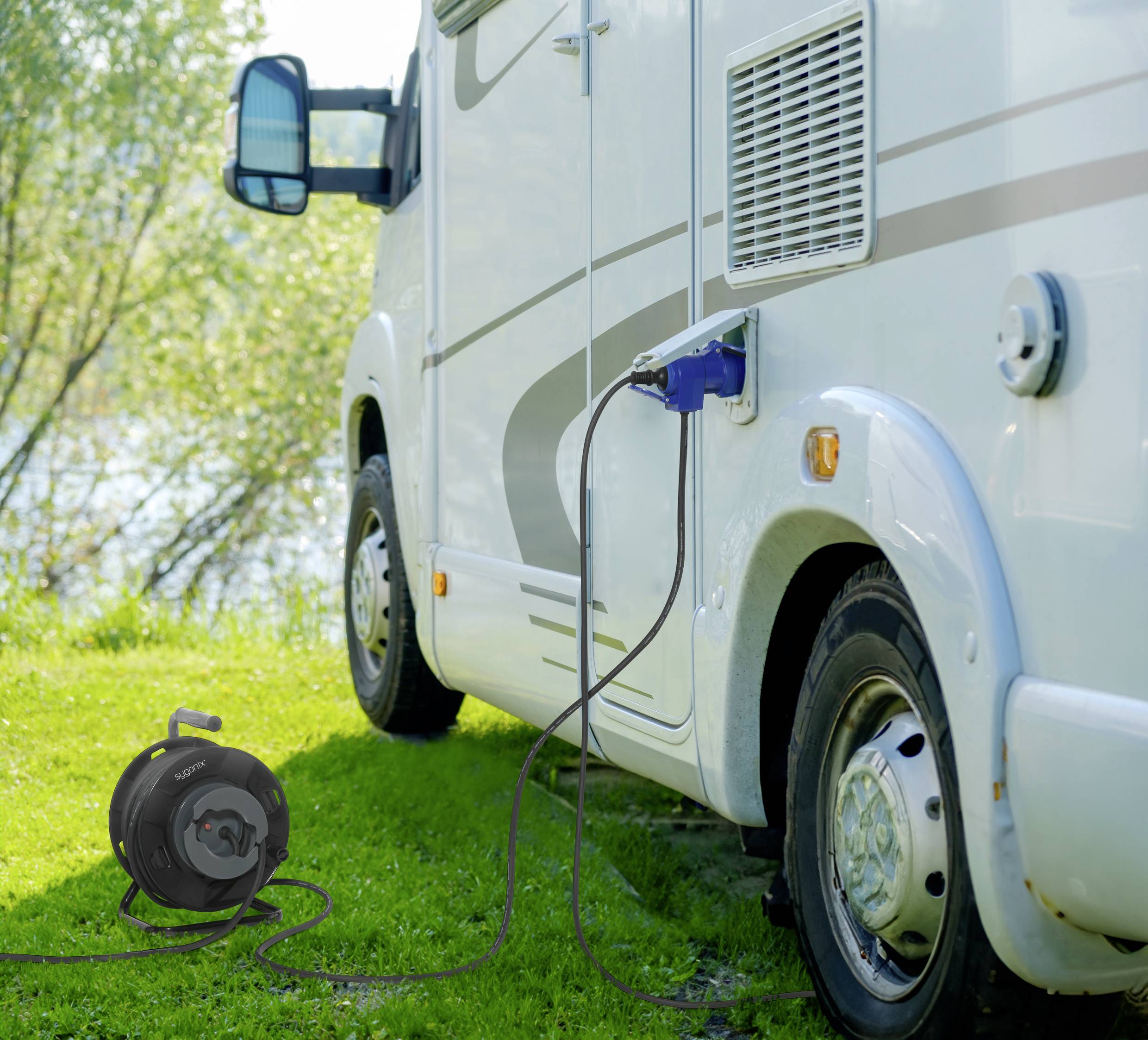 Sygonix SY-6684366 Kabeltrommel 25m Schwarz CEE-Cara-Stecker