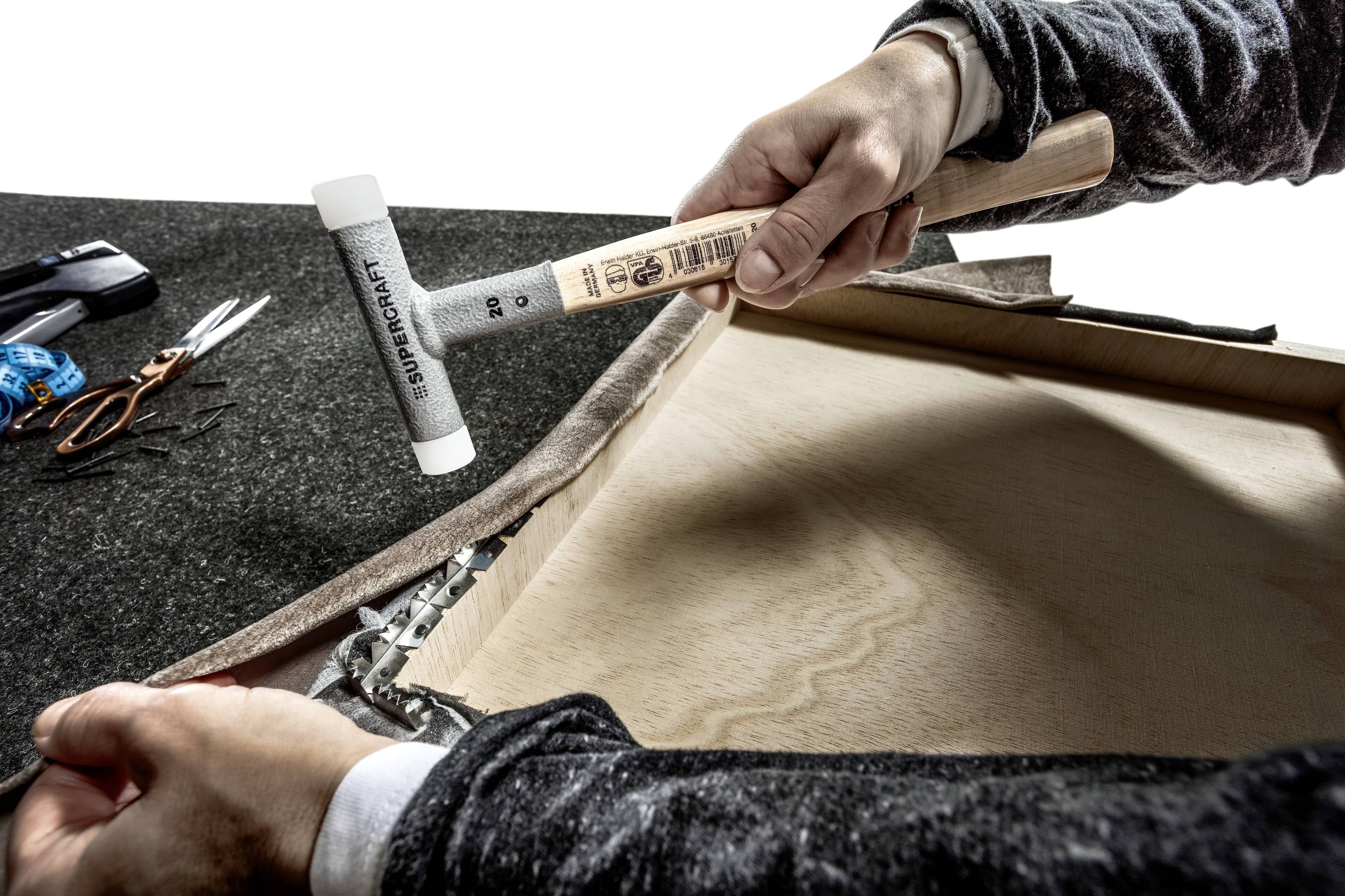 Halder SUPERCRAFT 3366.020 Schonhammer ergonomischer Griff, hart, rückschlagsfrei 245 g 300 mm 1 St