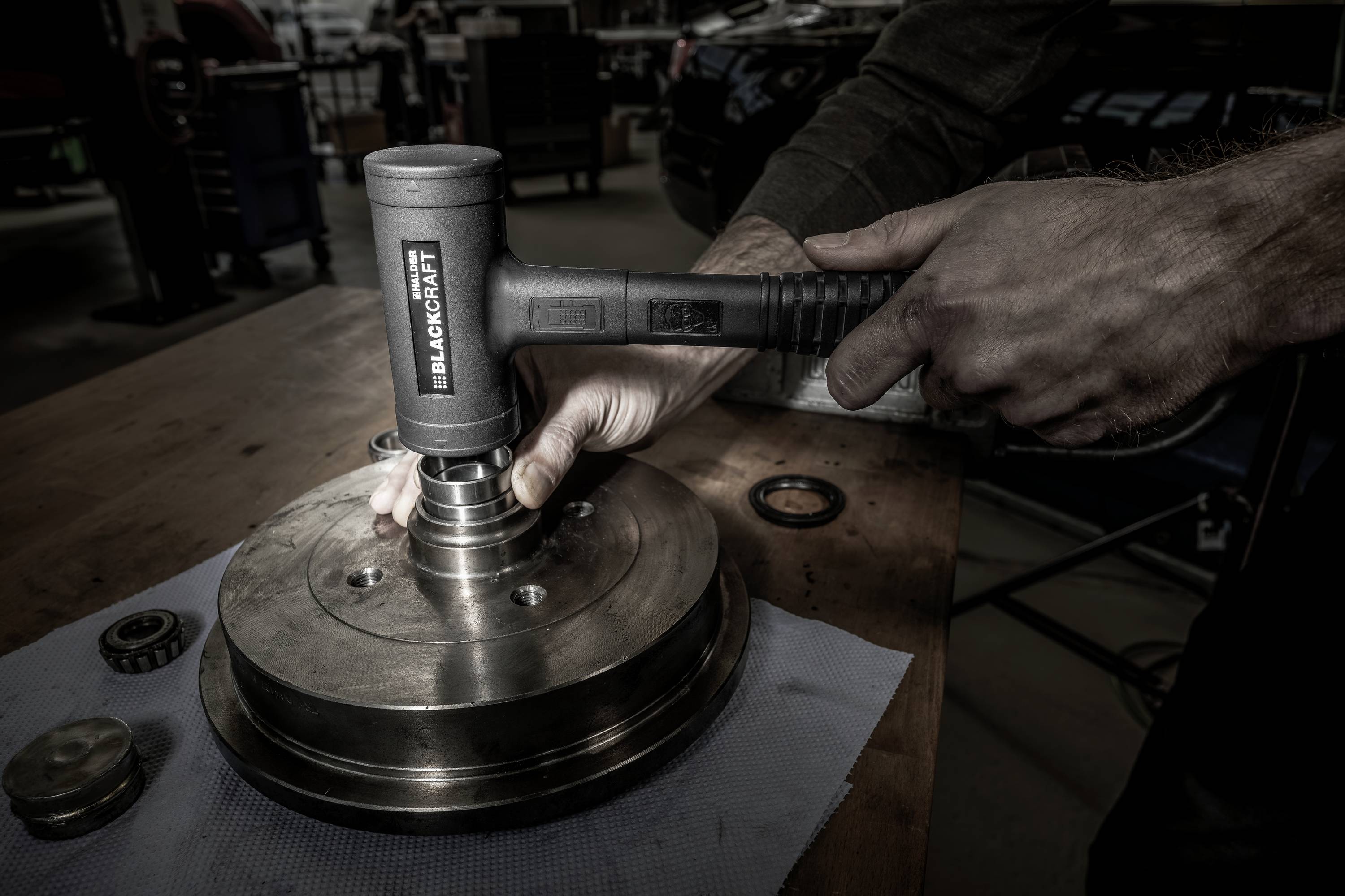 Halder SUPERCRAFT 3379.050 Schonhammer ergonomischer Griff, mittelhart, rückschlagsfrei 900g 310mm 1St.