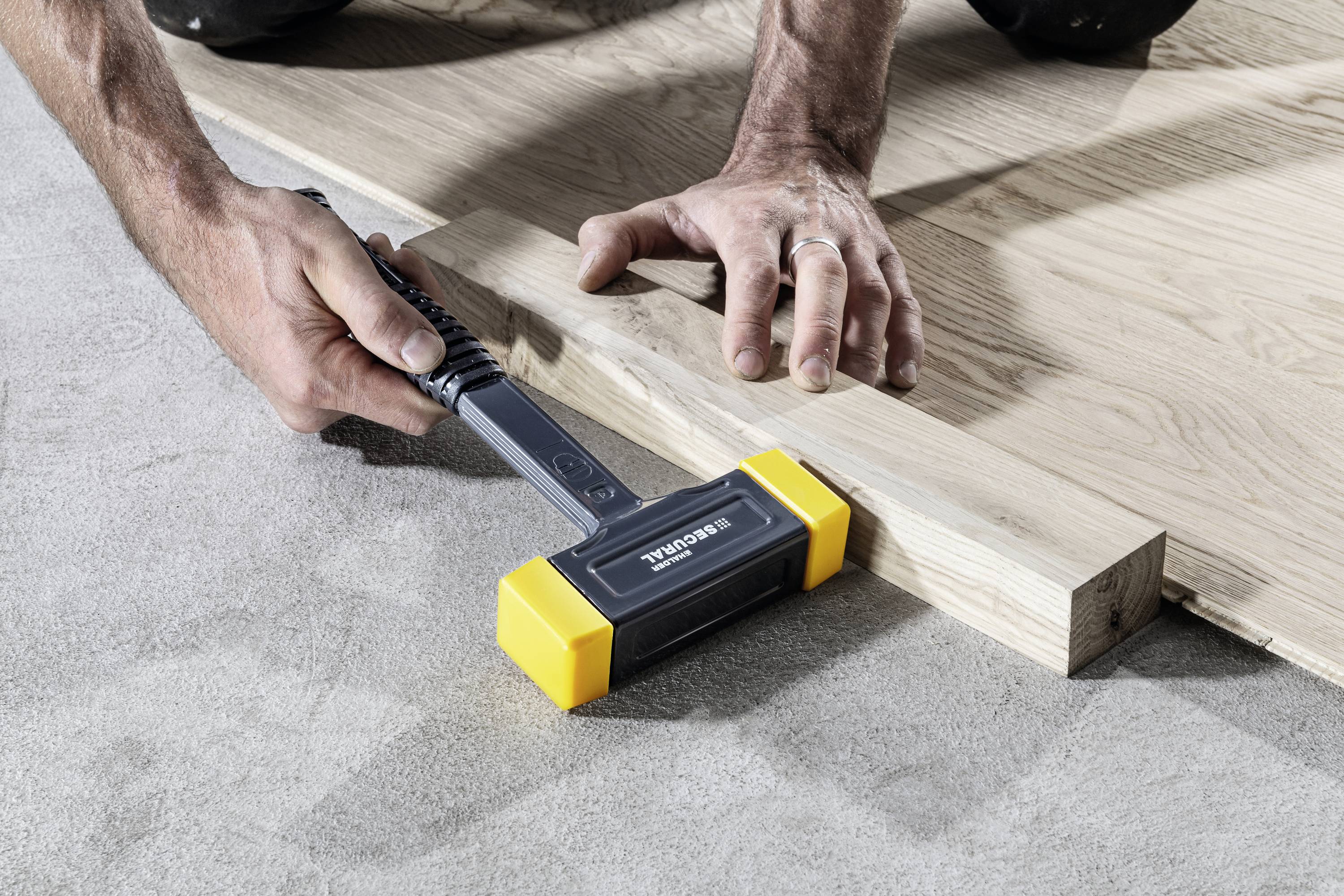 Halder SUPERCRAFT 3380.040 Schonhammer ergonomischer Griff, mittelhart 680g 300mm 1St.