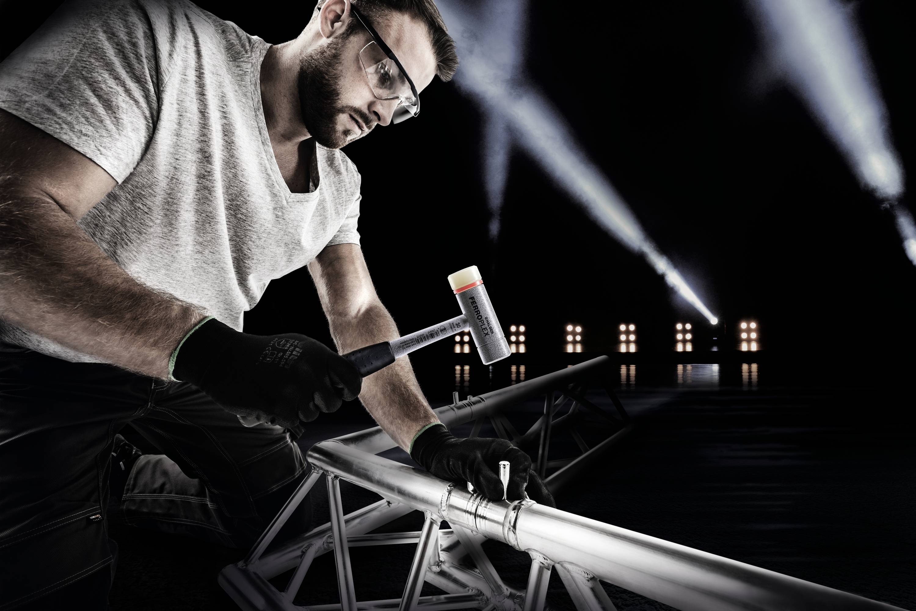 Halder FERROPLEX 3677.035 Schonhammer hart, ergonomischer Griff 800g 295mm 1St.