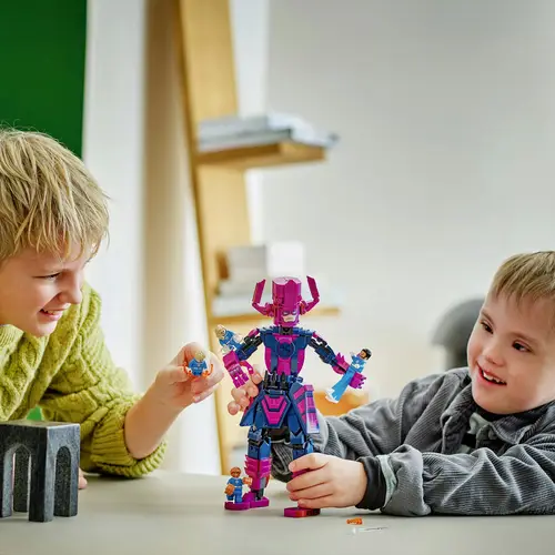 76316 LEGO® MARVEL SUPER HEROES Fantastic Four vs. Galactus Baufigur 76316 LEGO® MARVEL SUPER HEROES Fantastic Four vs. Galactus Baufigur