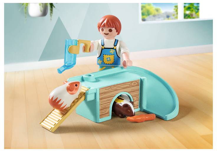 Playmobil® My Life Junge mit Meerschweinchen 71746