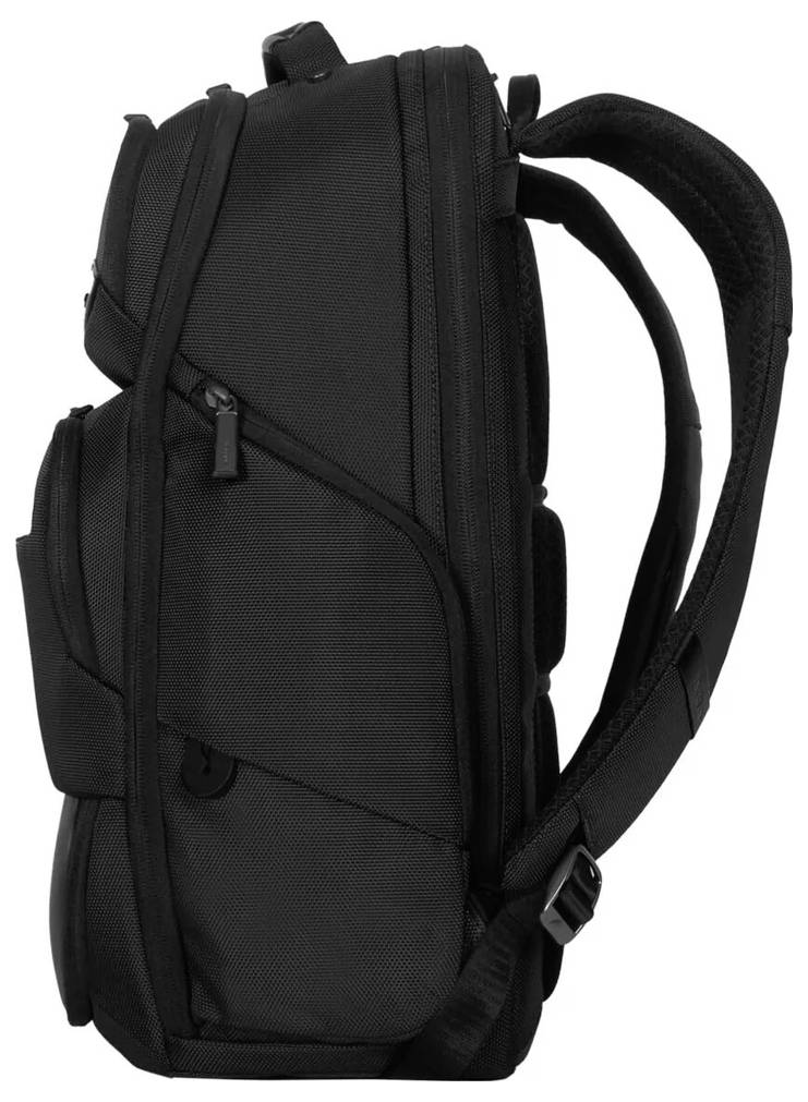 Schwarzer Rucksack in seitlicher Ansicht mit mehreren Reißverschlusstaschen und gepolsterten Schultergurten.