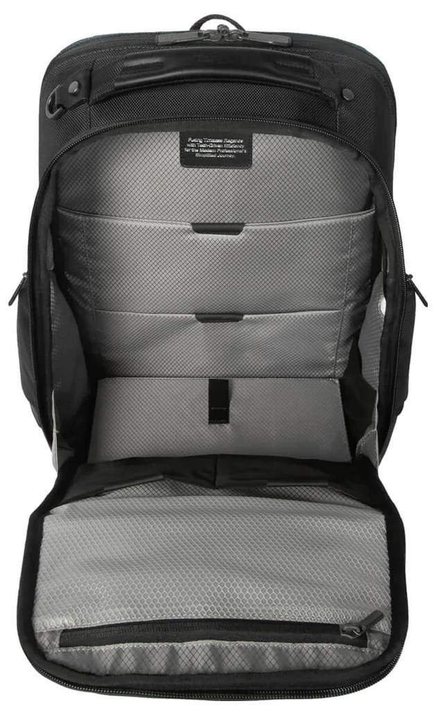 Ein offener schwarzer Rucksack mit mehreren gepolsterten Fächern, die Platz für elektronische Geräte wie Laptops bieten.