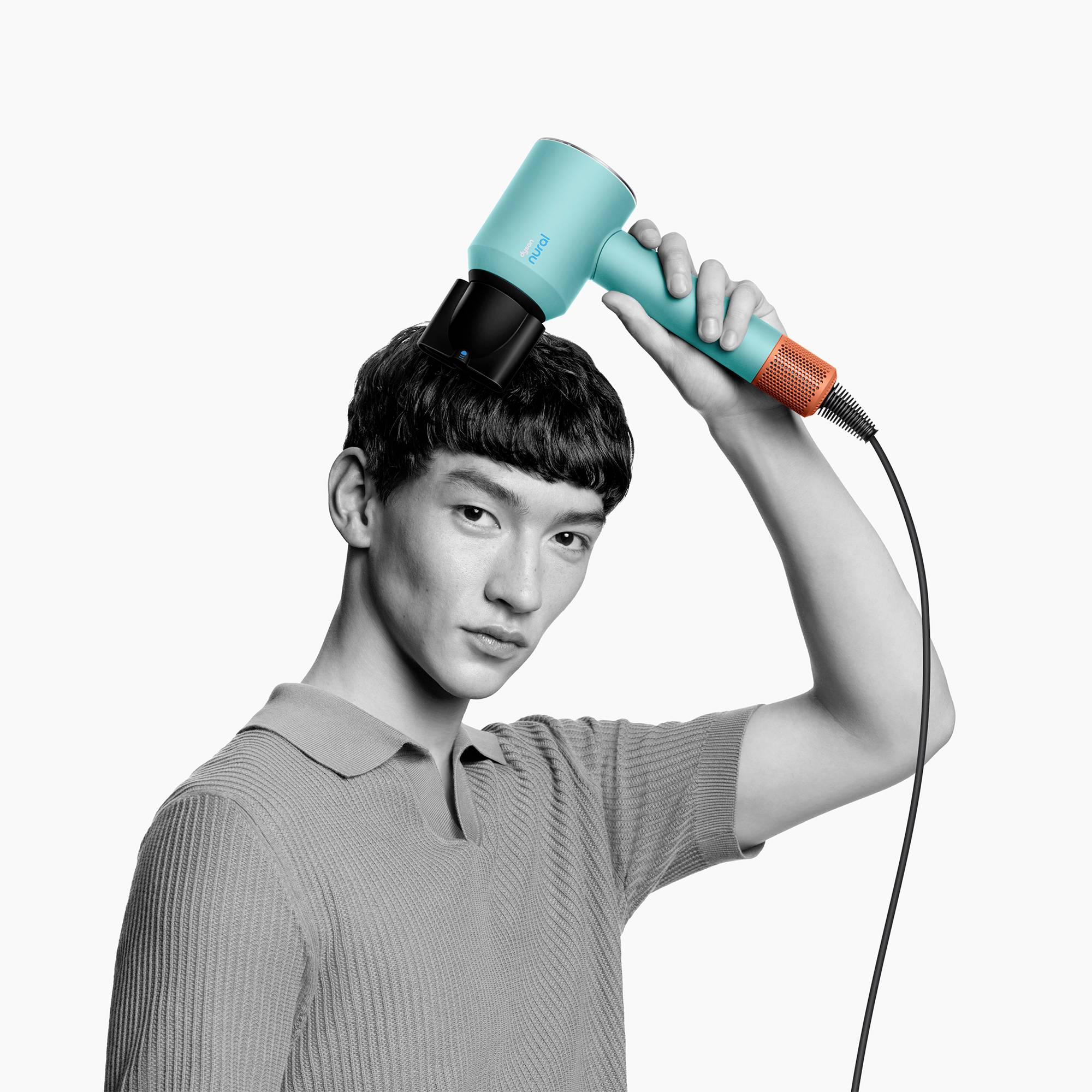 Dyson Supersonic™ Nural HD 16 Gifting Ed Strawberry Bronze-Rose Haartrockner Erdbeere, Bronze, Rose