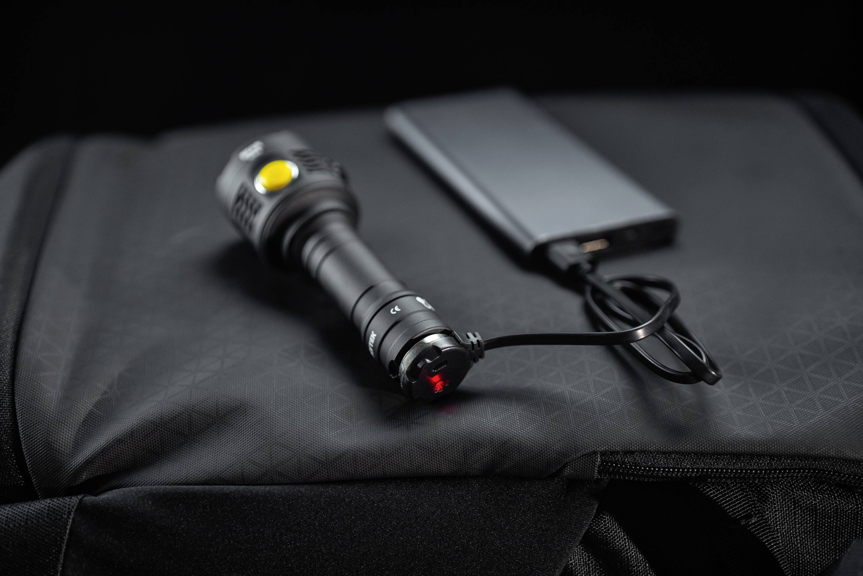 ArmyTek Bear LED Taschenlampe akkubetrieben 1500lm 135g