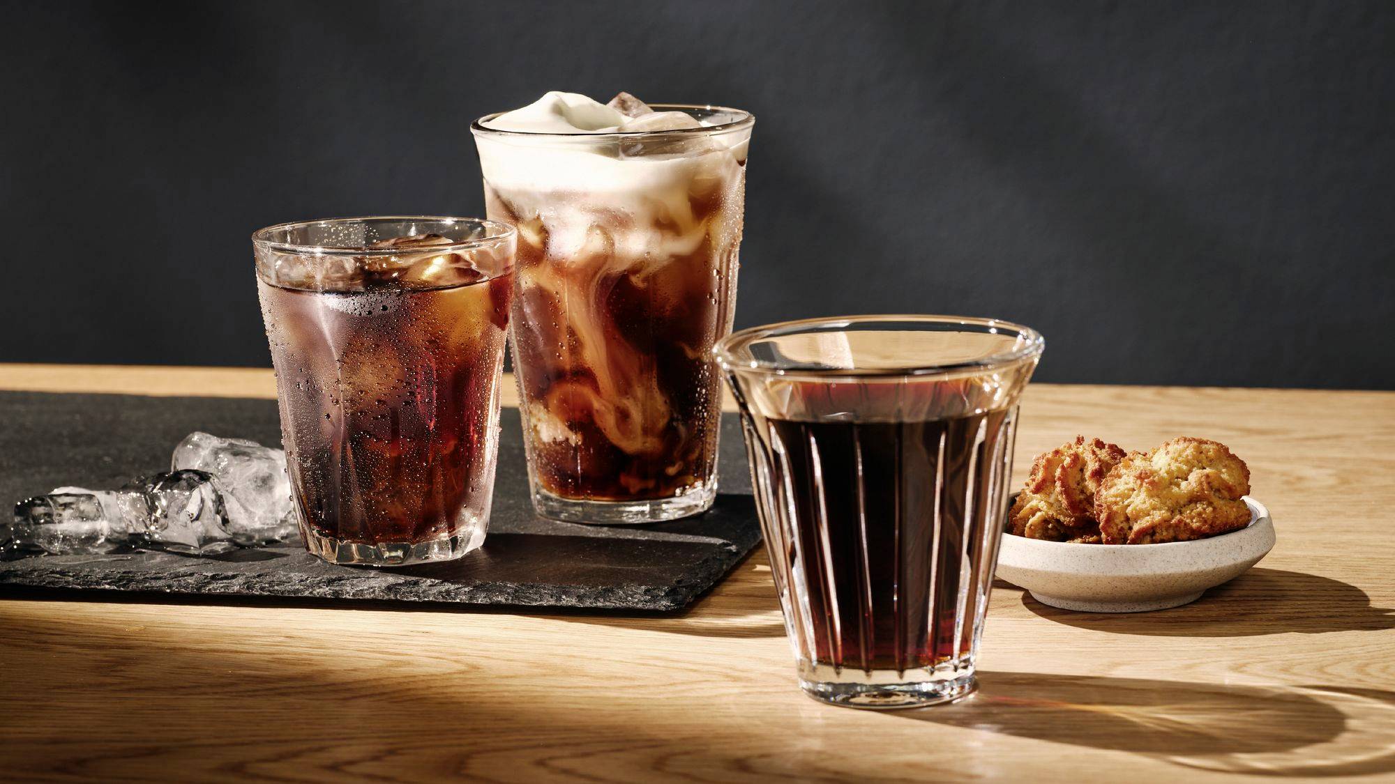 Siemens Hausgeräte EQ700 classic TP715D01 Kaffeevollautomat Schwarz, Silber