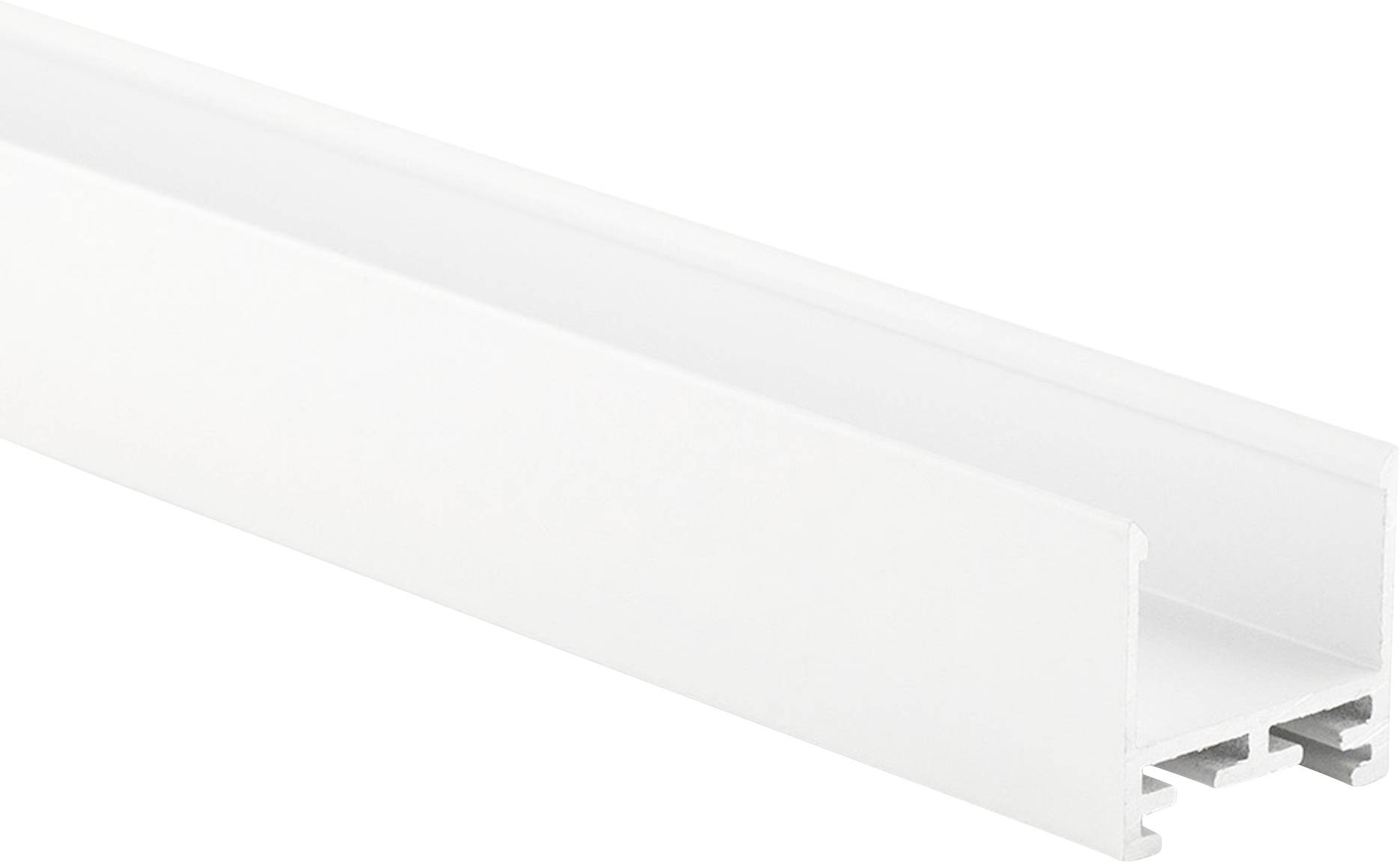 Ein weißes, rechteckiges Kunststoffprofil, wahrscheinlich ein Kabelkanal, mit offenem Ende und Längsrillen an den Seiten.