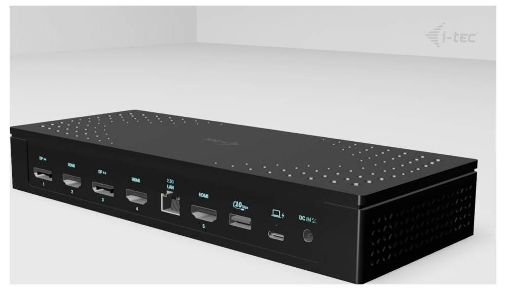 Ein schwarzes Dockingstation-Gerät mit mehreren Anschlüssen, darunter HDMI, USB, Ethernet und Display-Anschlüsse, auf einem Tisch.