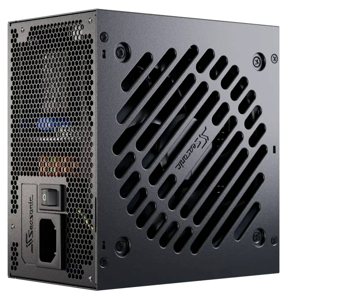 Schwarzes PC-Netzteil mit Lüfter und Netzstecker. Markierung mit Herstellerlogo an der Seite. Geeignet für Desktop-Computer.