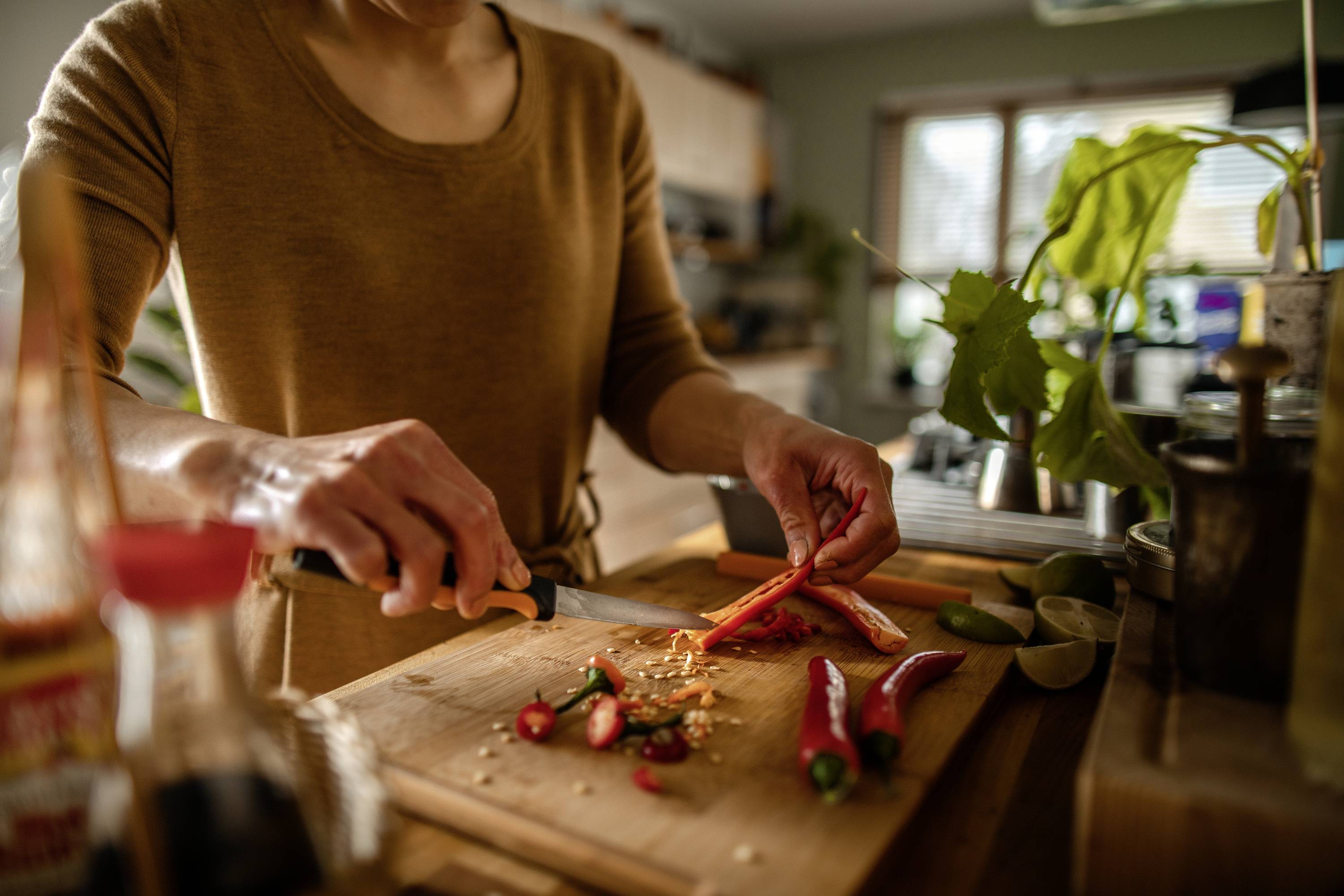 Fiskars 1057542 Gemüsemesser Schwarz Länge 234mm