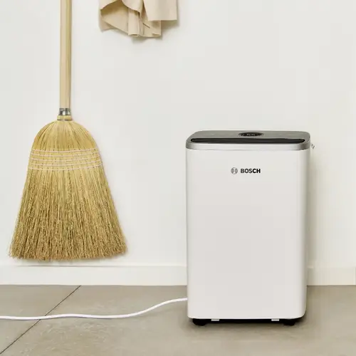 Bosch Home Comfort Dry 4000 Luftentfeuchter 75m³ Weiß Bosch Home Comfort Dry 4000 Luftentfeuchter 75m³ Weiß
