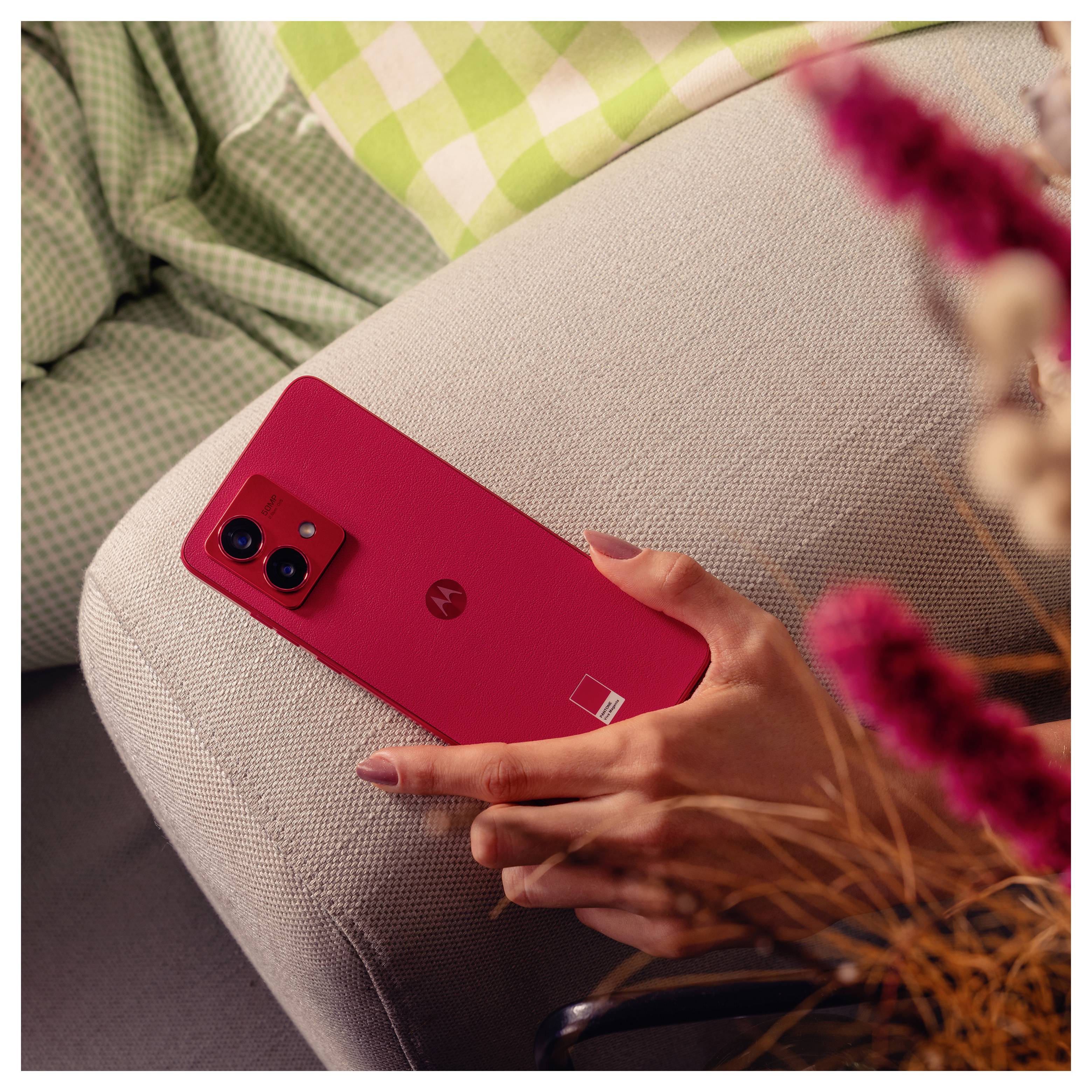 Motorola MOTO G84 256 GB Rot 16.5 cm (6.5 Zoll) Smartphone