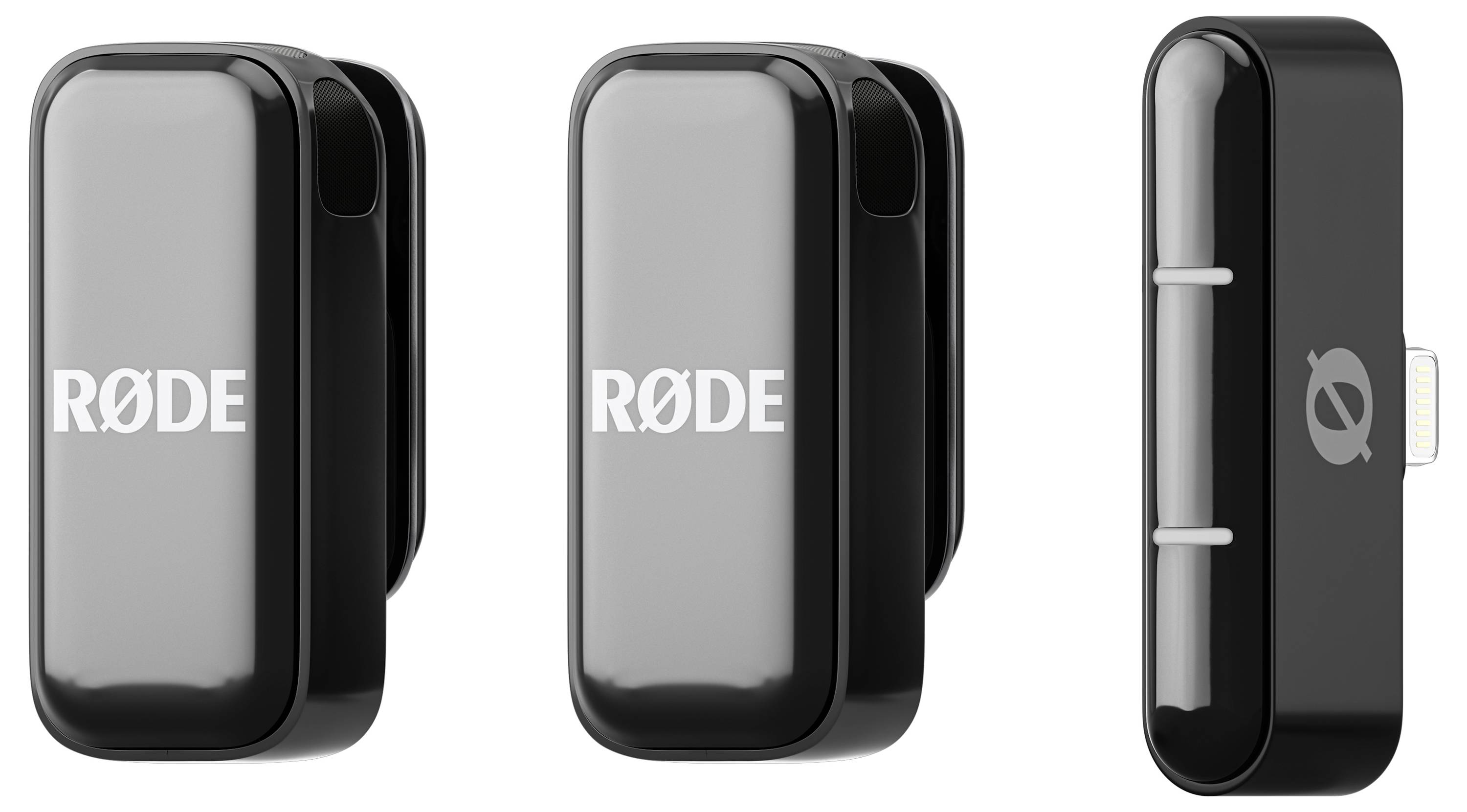 Zwei schwarze RØDE-Mikrofone und ein Adapter. Die Mikrofone tragen den Schriftzug 'RØDE', der Adapter zeigt drei weiße Linien.