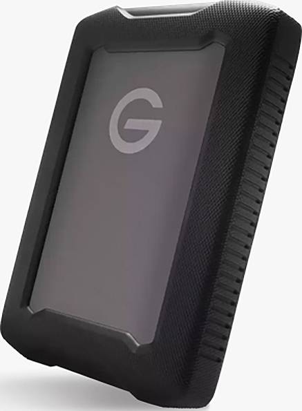 Externe Festplatte mit robustem, schwarzem Gehäuse, steht schräg auf der Oberfläche. Logo 'G' sichtbar auf der Vorderseite.
