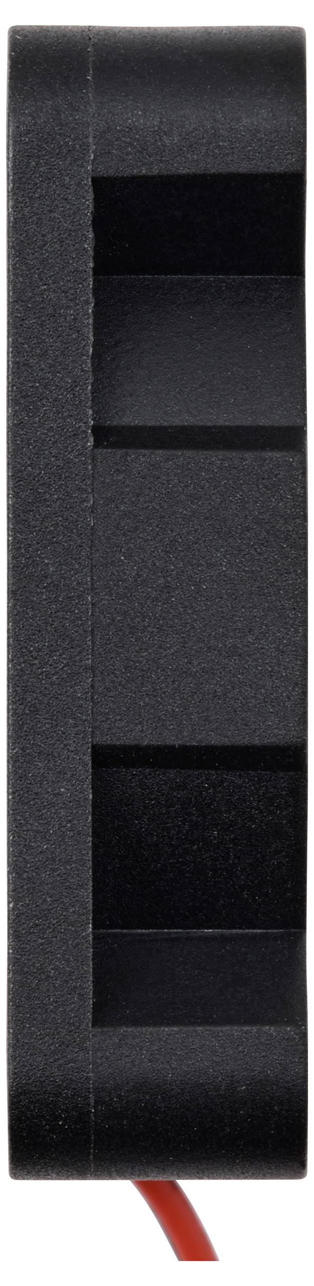 Ein schwarzer, quadratischer, rahmenloser Block mit rotem Kabel an der Unterseite, möglicherweise ein elektronisches Bauteil.