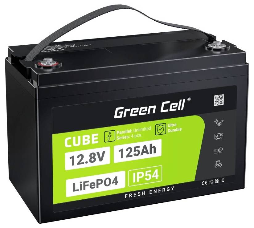 Schwarze Batterie mit grünem Aufkleber, Aufschrift 'Green Cell', '12.8V 125Ah', 'LiFePO4', 'IP54'. Geeignet für gleitende Nutzungen, langlebig.
