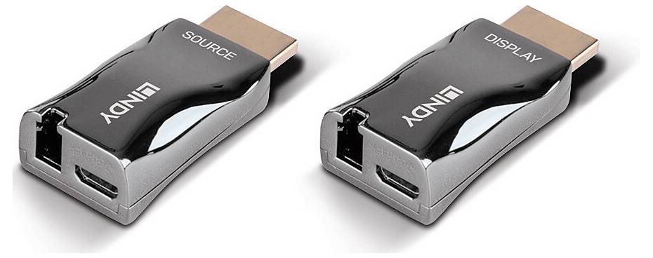 Zwei HDMI-Kabeladapter, einer mit Beschriftung 'SOURCE', der andere 'DISPLAY'; für Verbindungen zwischen Geräten und Bildschirm.