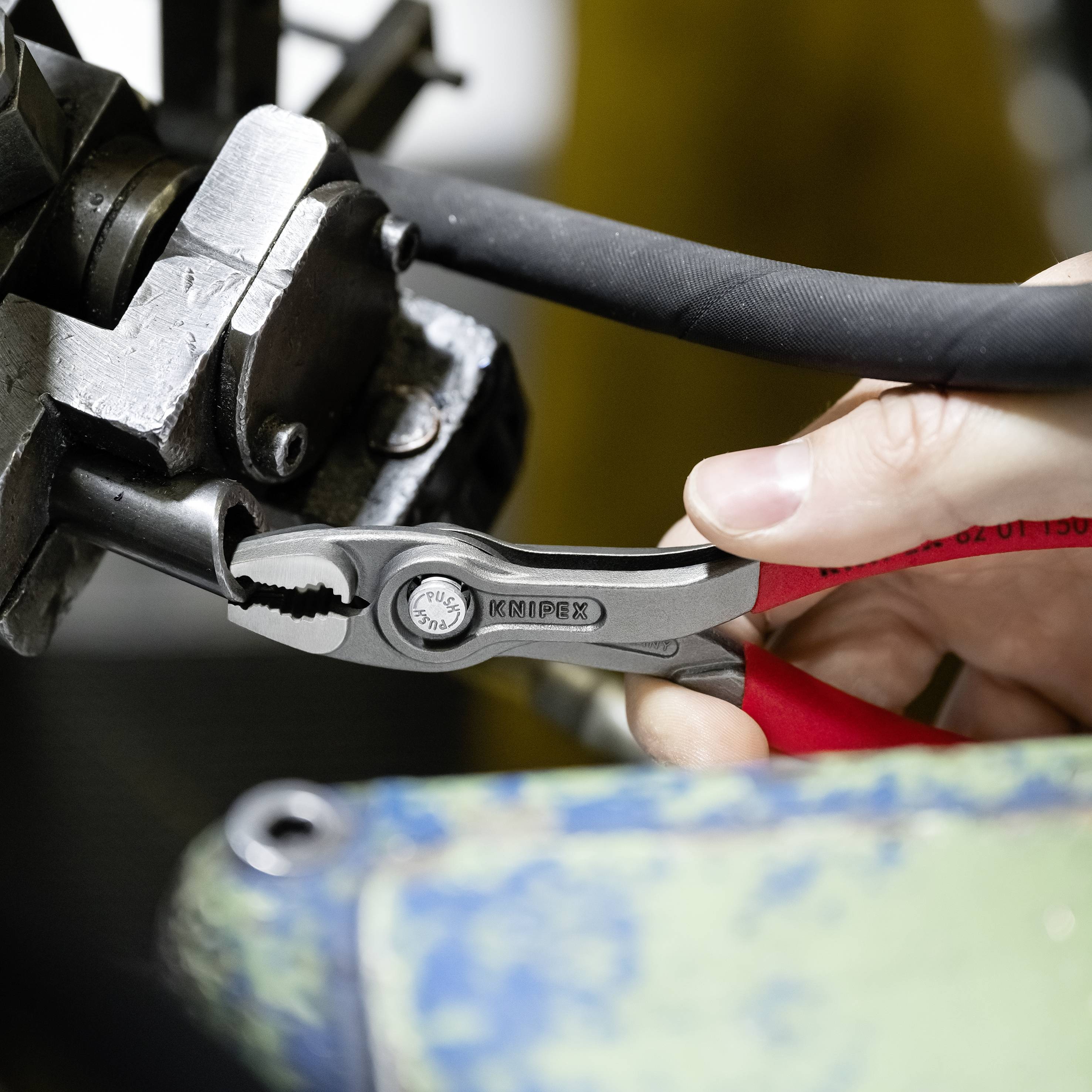 Knipex 82 01 150 Frontgreifzange 150mm