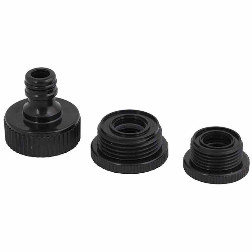 Drei schwarze Adapter für Schlauchanschlüsse in verschiedenen Größen nebeneinander auf einem weißen Hintergrund.