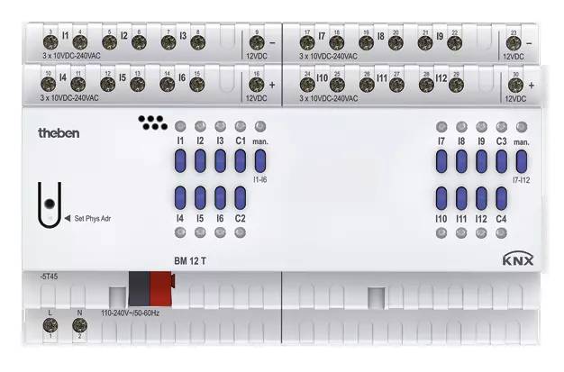Abbildung eines elektronischen Steuergeräts mit mehreren Anschlüssen und Beschriftungen wie '12VDC' und 'BM 12 T' zur Spannungsverwaltung.