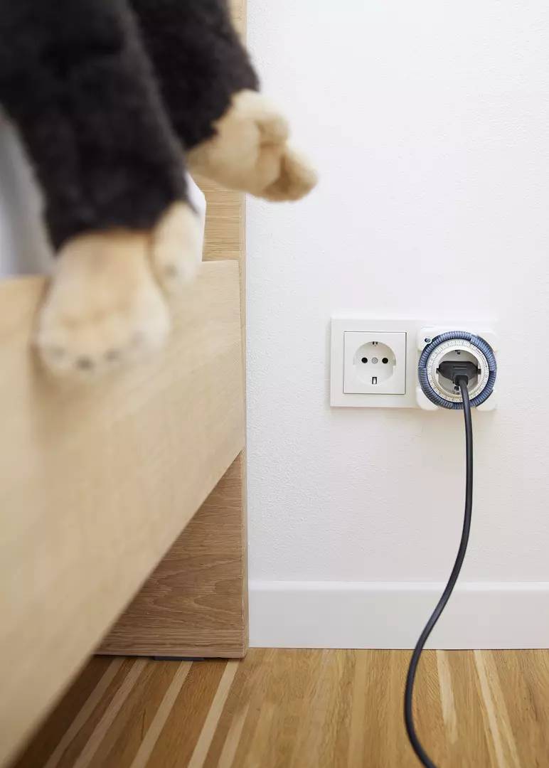 Theben 0260833 Unterputz-Zeitschaltuhr